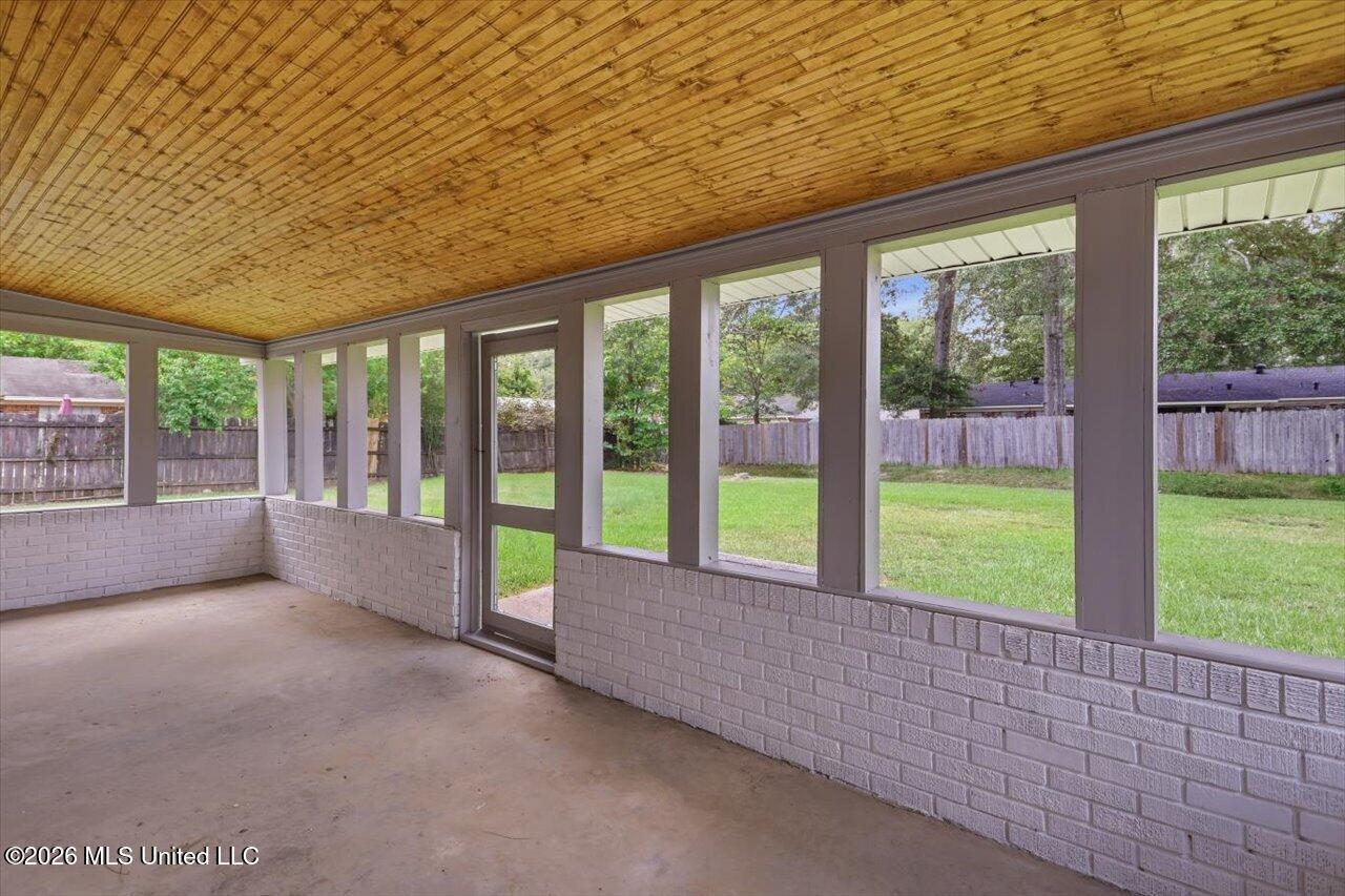 279 Trojan Drive Property Photo 18