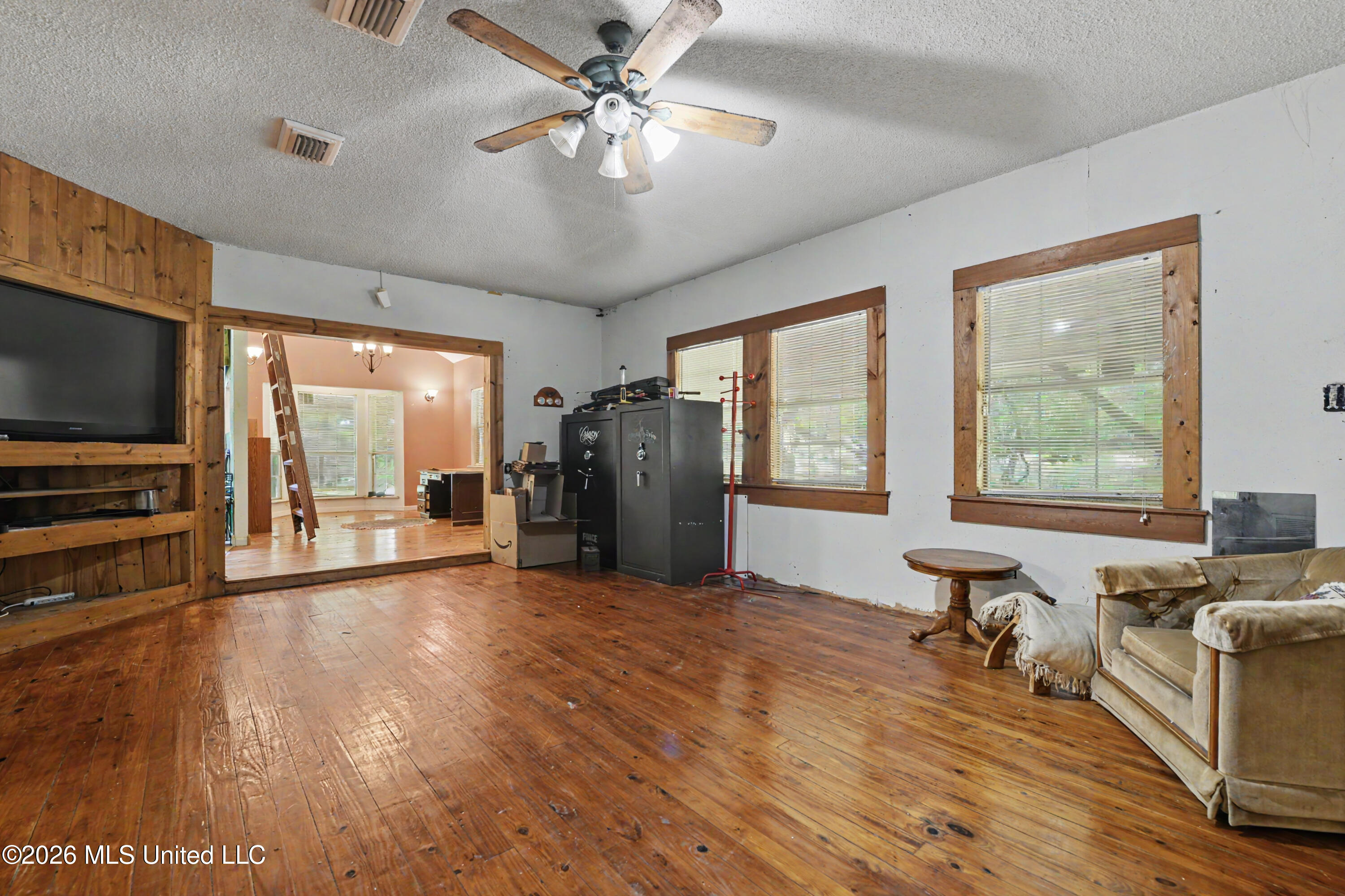2637 Polly Lake Rd Road Property Photo 9