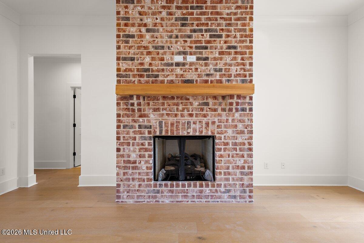 420 Aurora Circle Property Photo 6