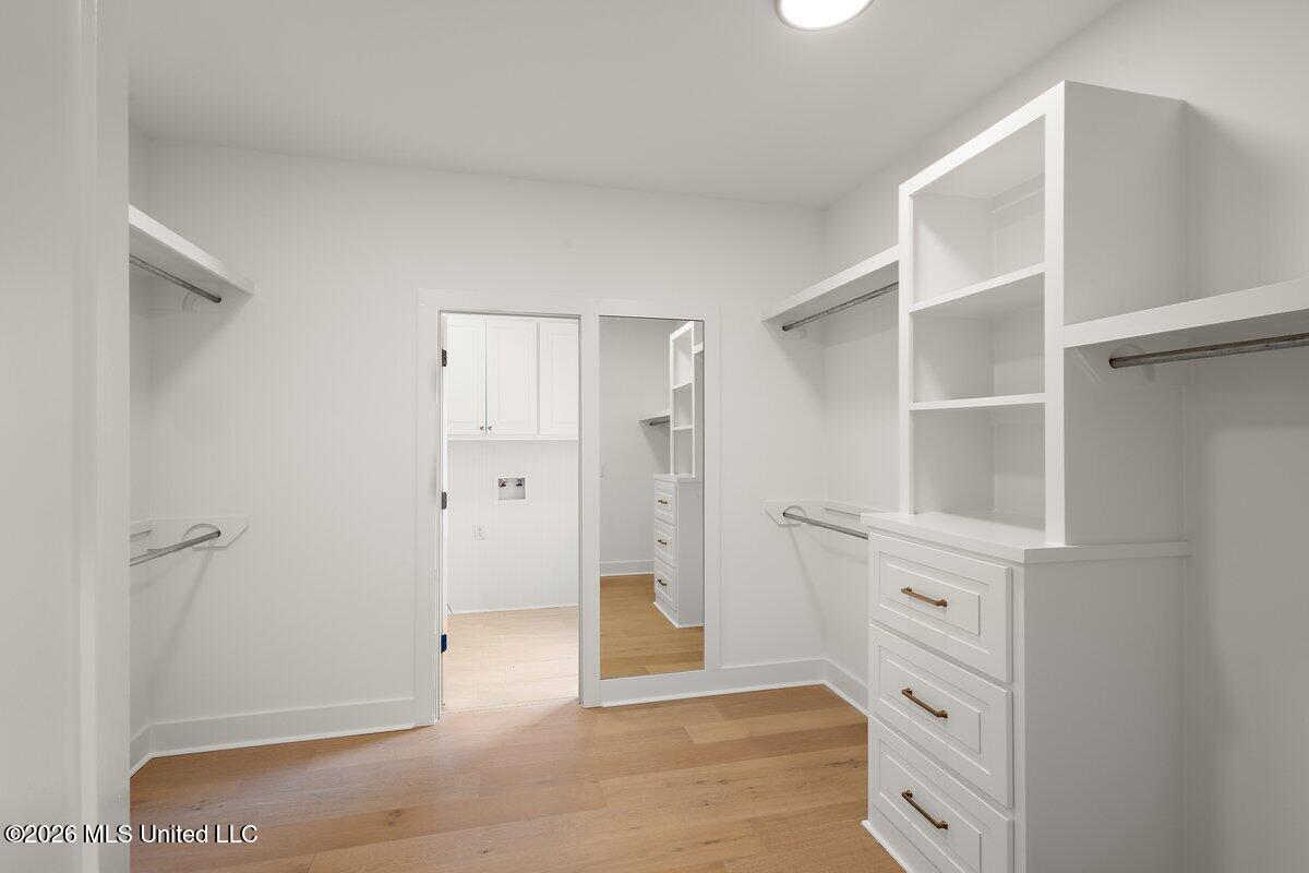 420 Aurora Circle Property Photo 14
