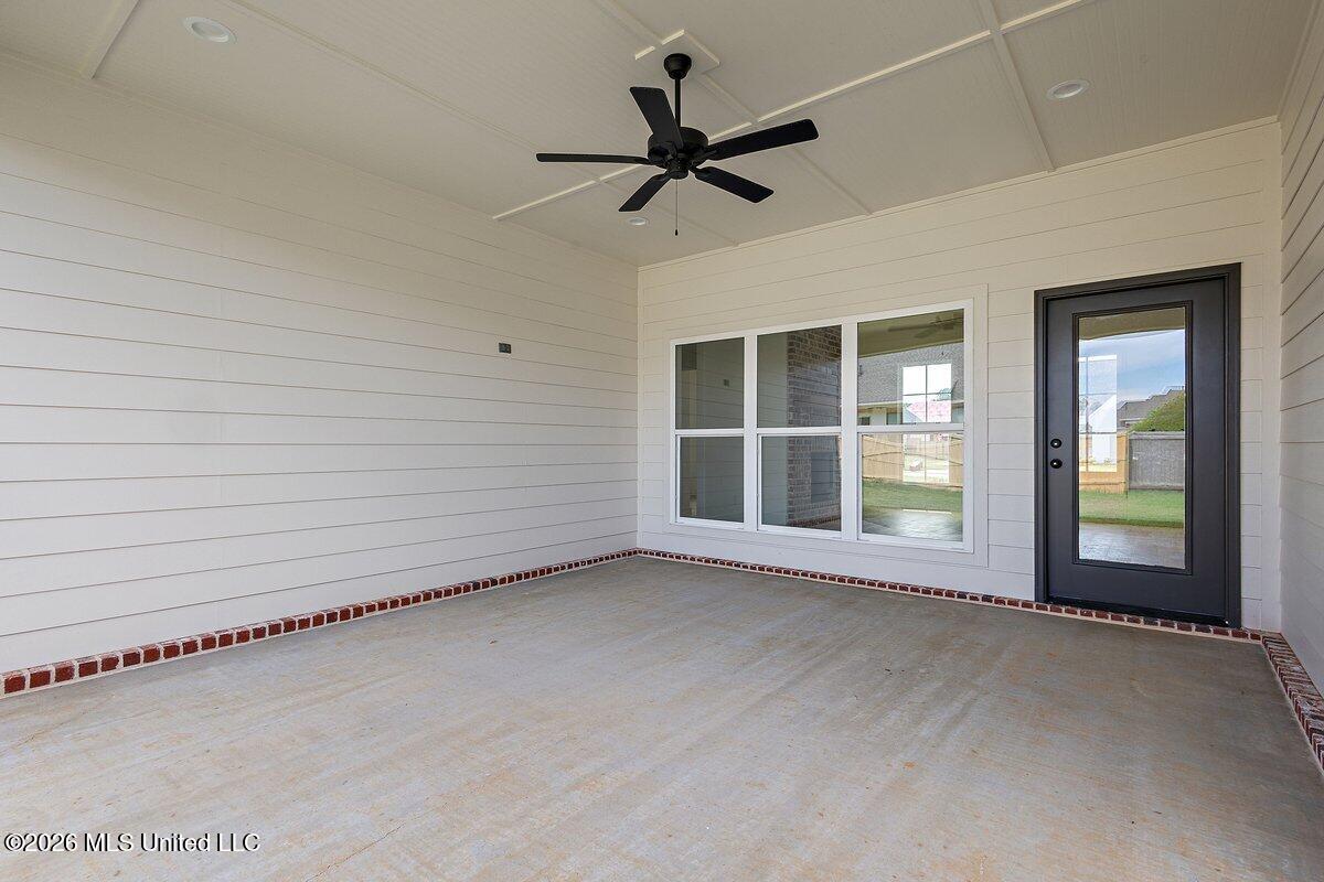 420 Aurora Circle Property Photo 22