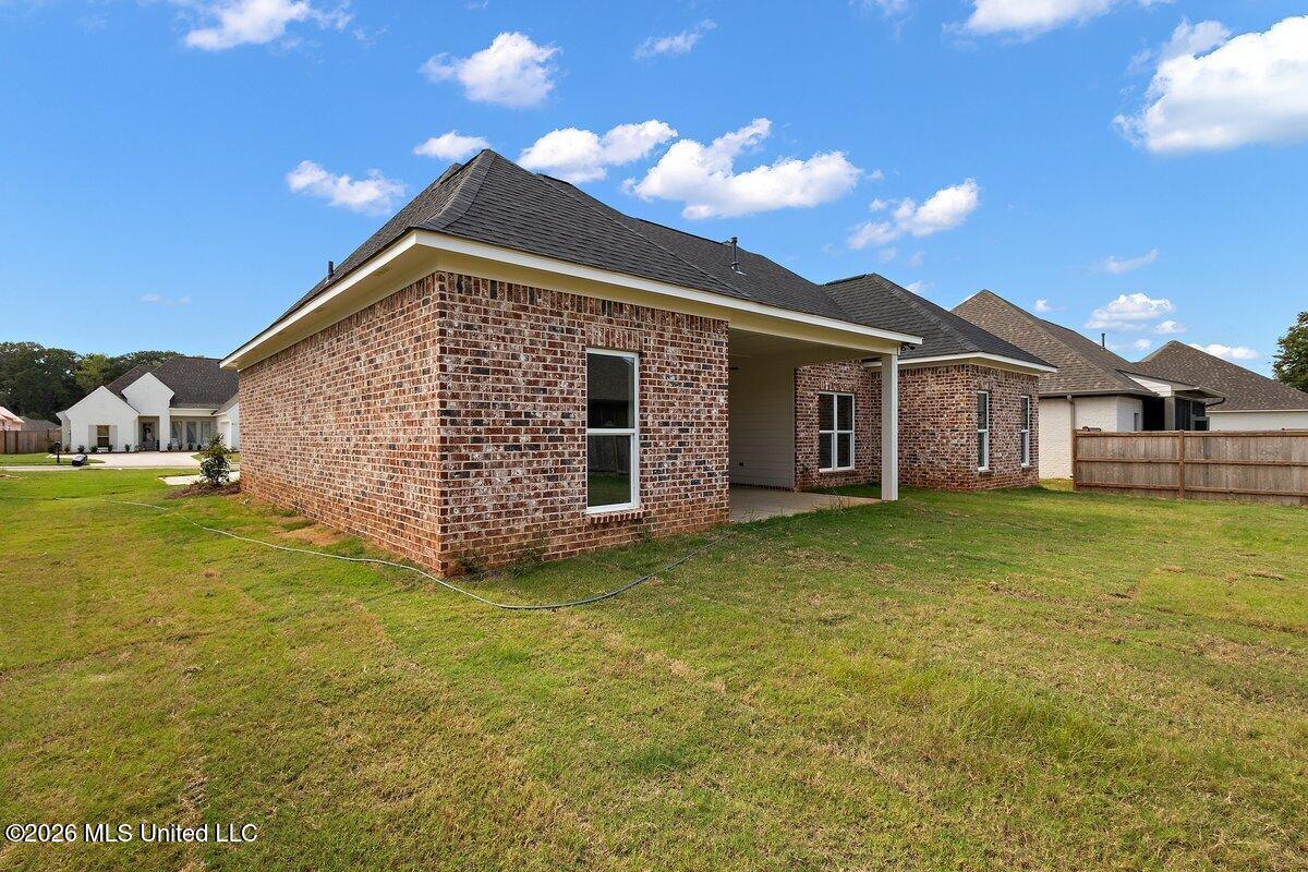 420 Aurora Circle Property Photo 24