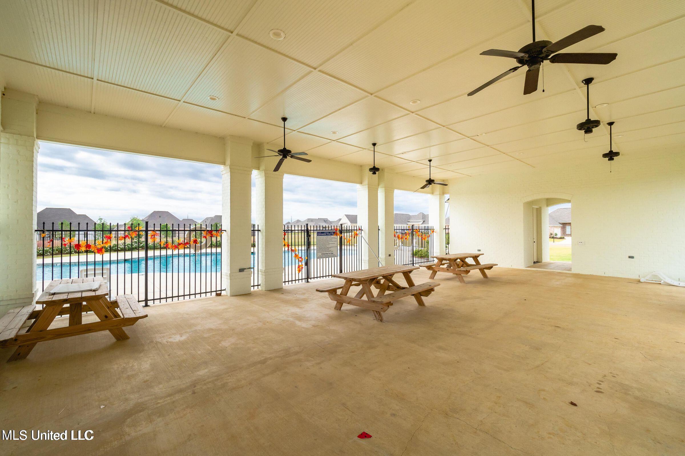420 Aurora Circle Property Photo 28