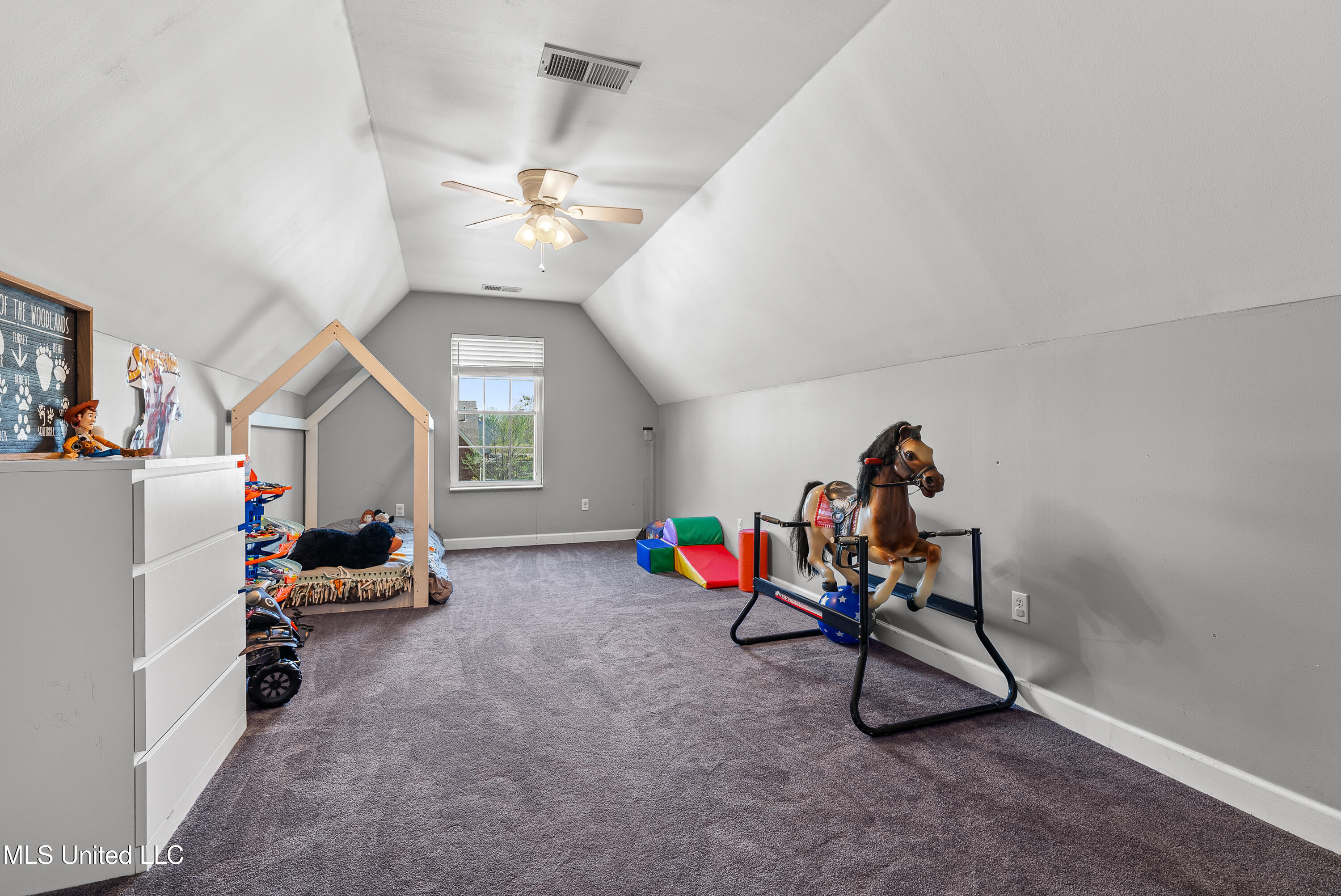 10611 Pecan View Drive Property Photo 15