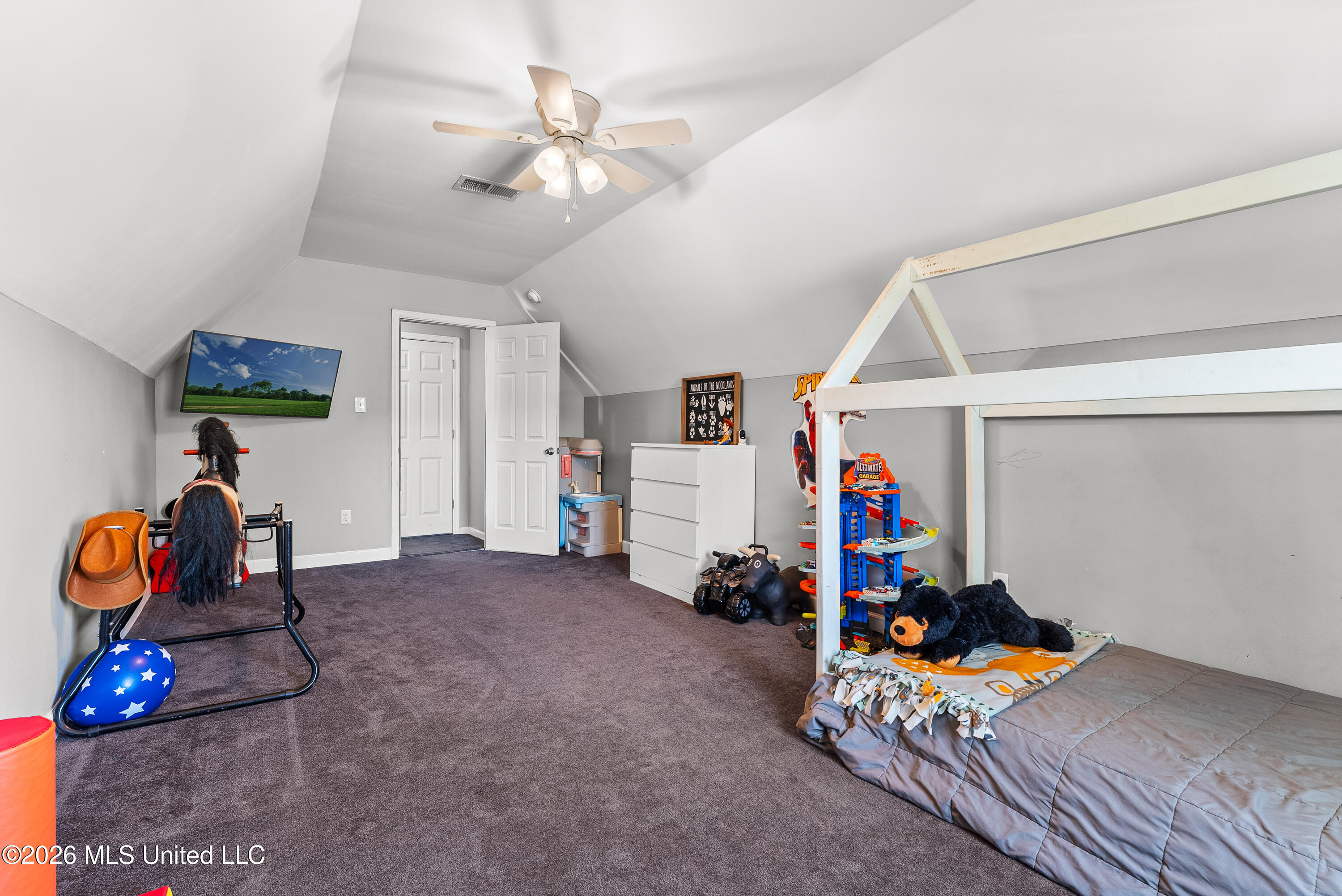 10611 Pecan View Drive Property Photo 16