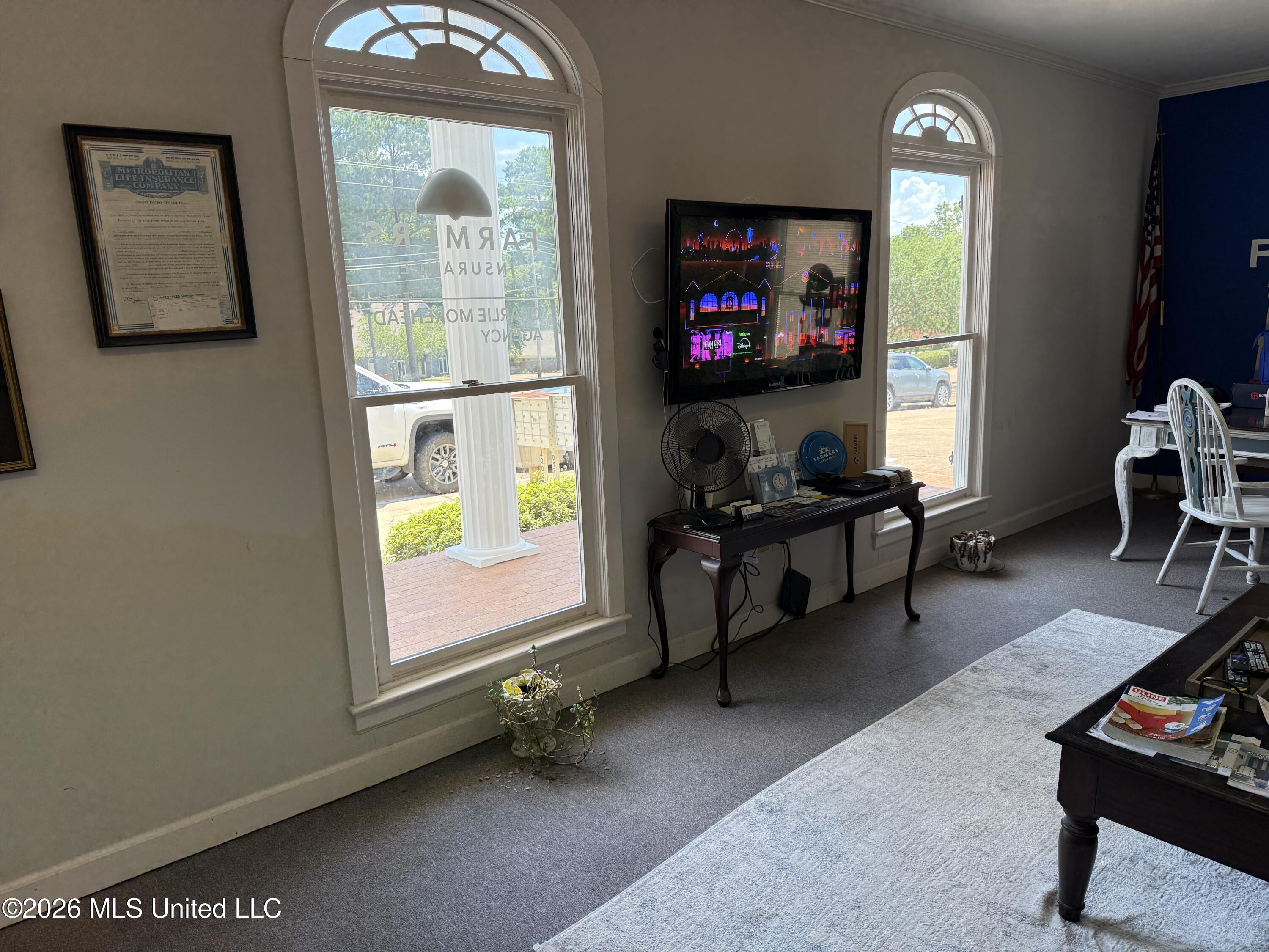 506 Grants Ferry Road Property Photo 2