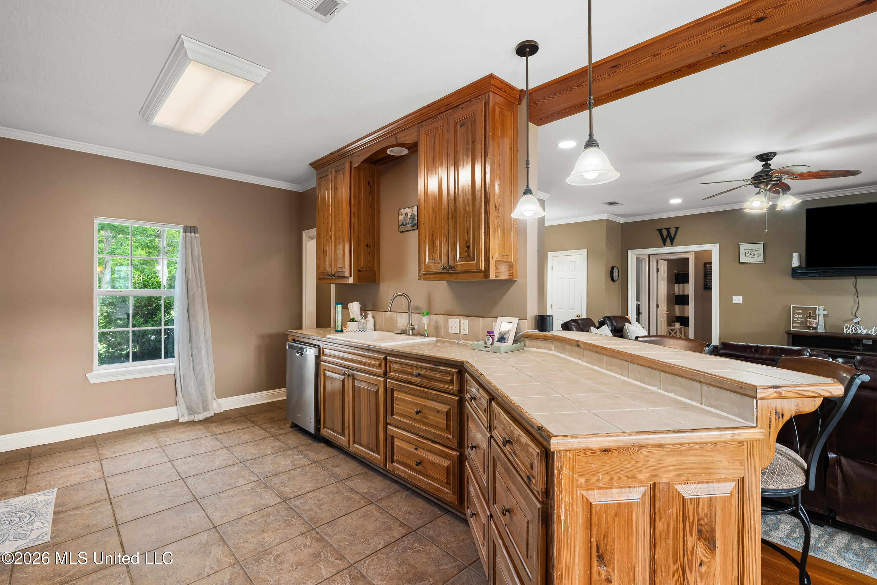 200 Poplar Street Property Photo 12