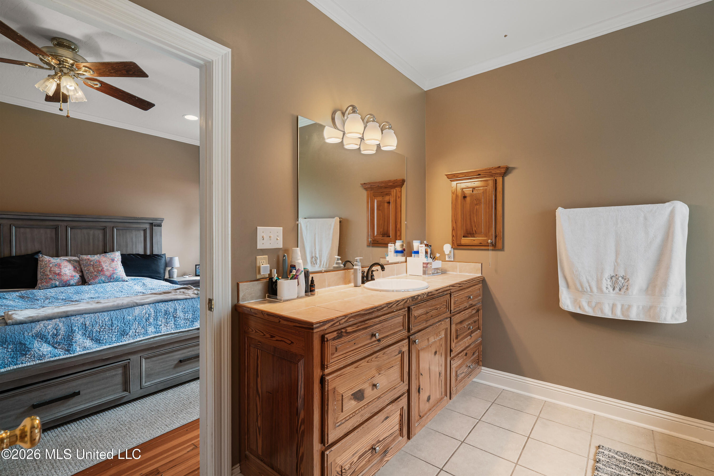 200 Poplar Street Property Photo 21