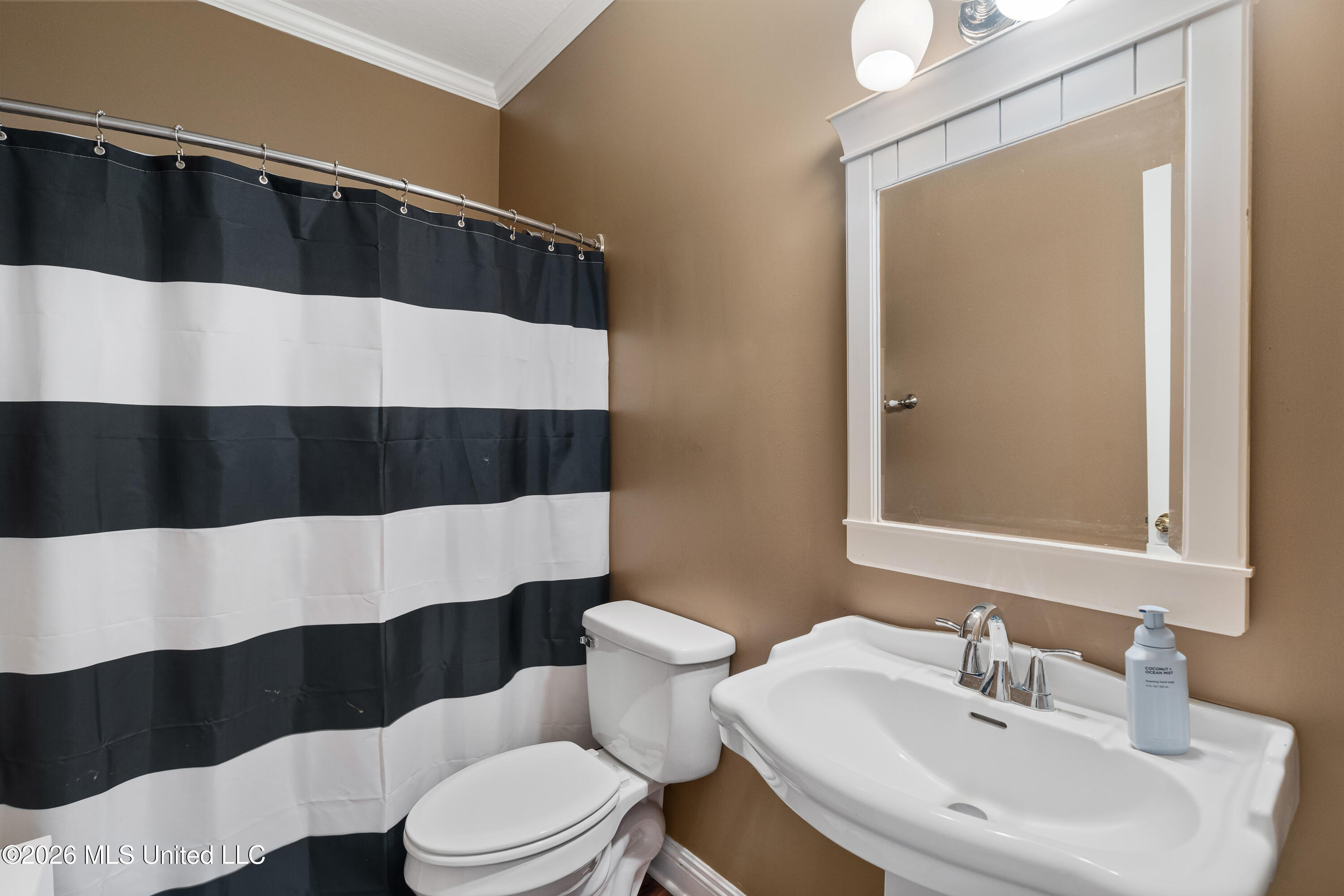 200 Poplar Street Property Photo 28