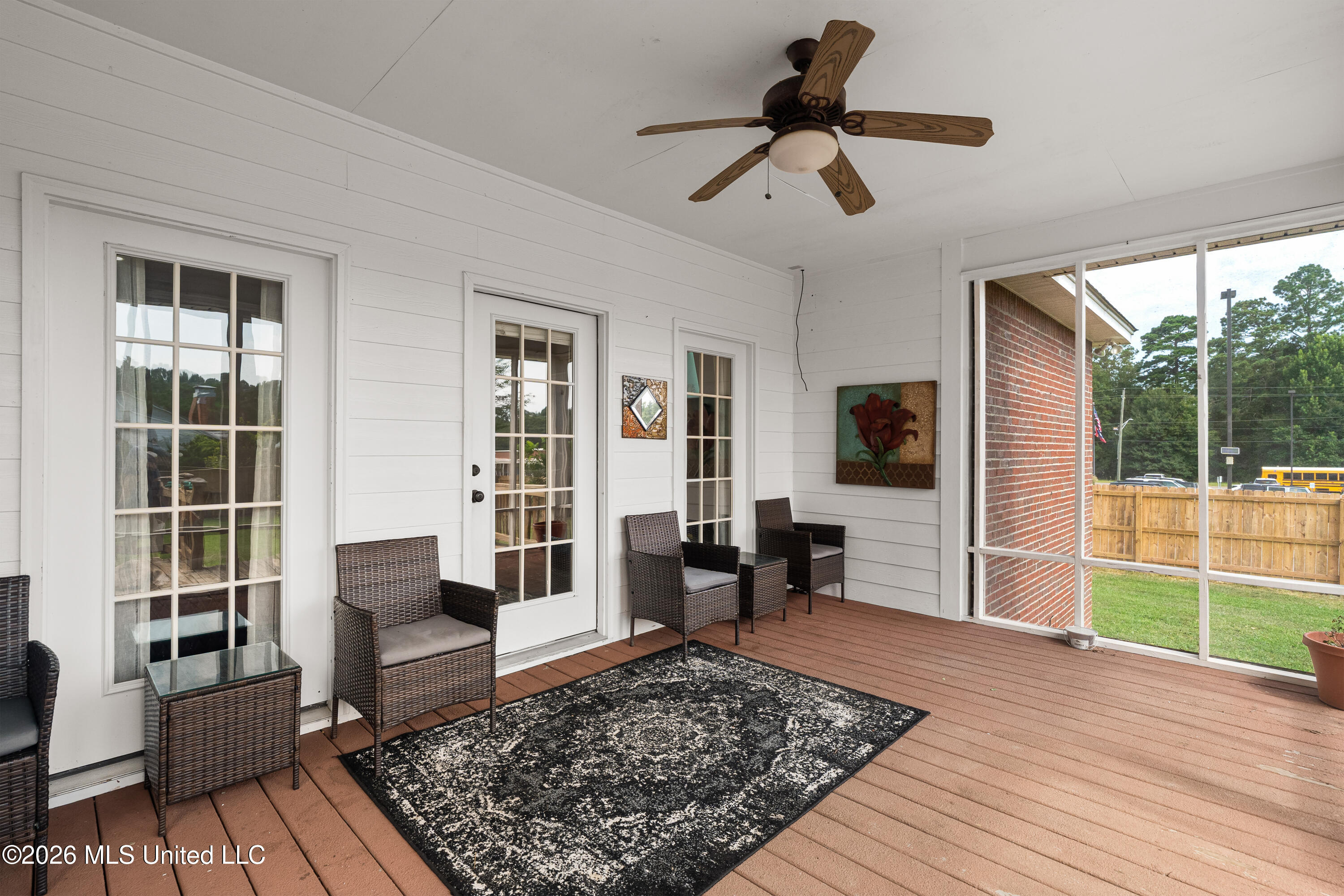 200 Poplar Street Property Photo 31