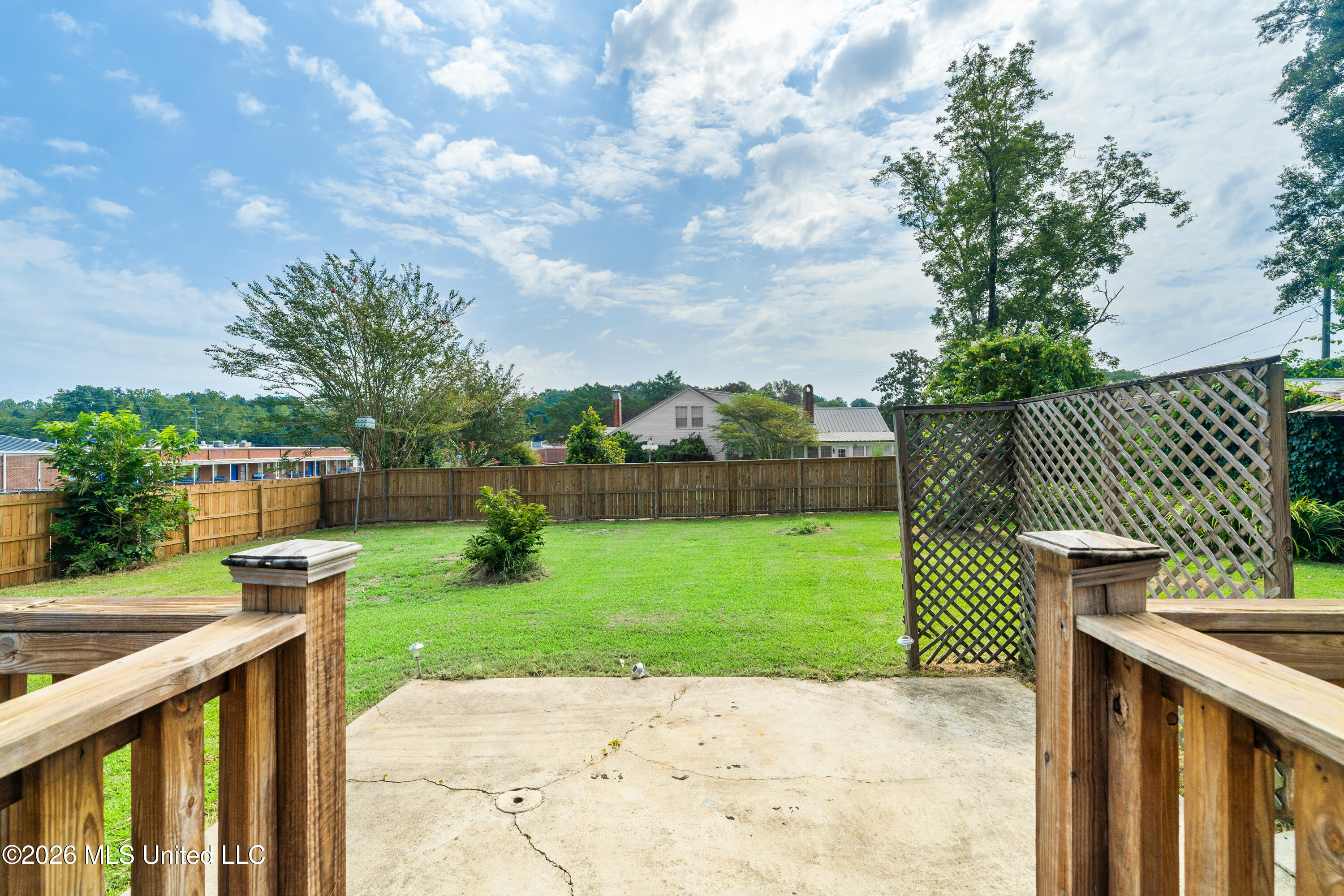 200 Poplar Street Property Photo 34