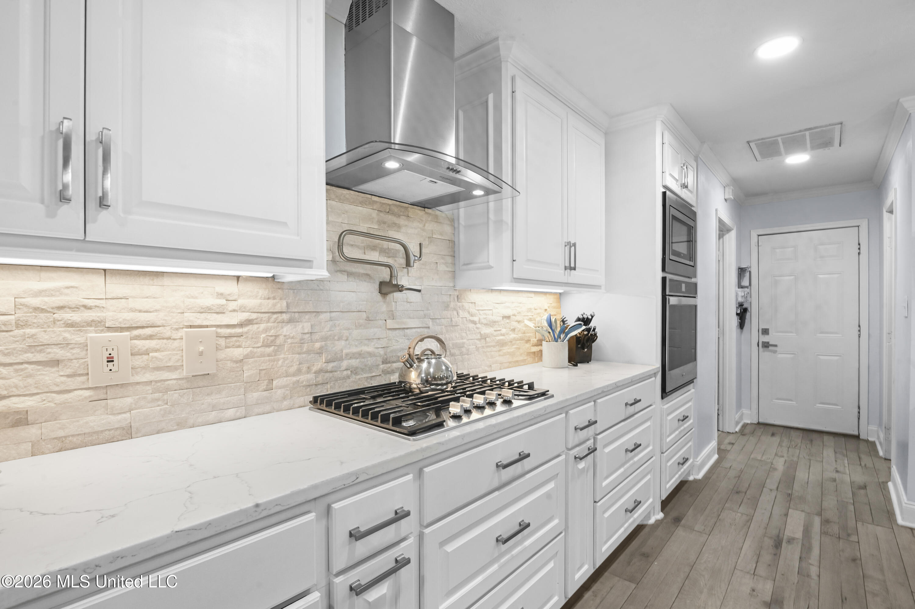 208 Boxwood Circle Property Photo 13