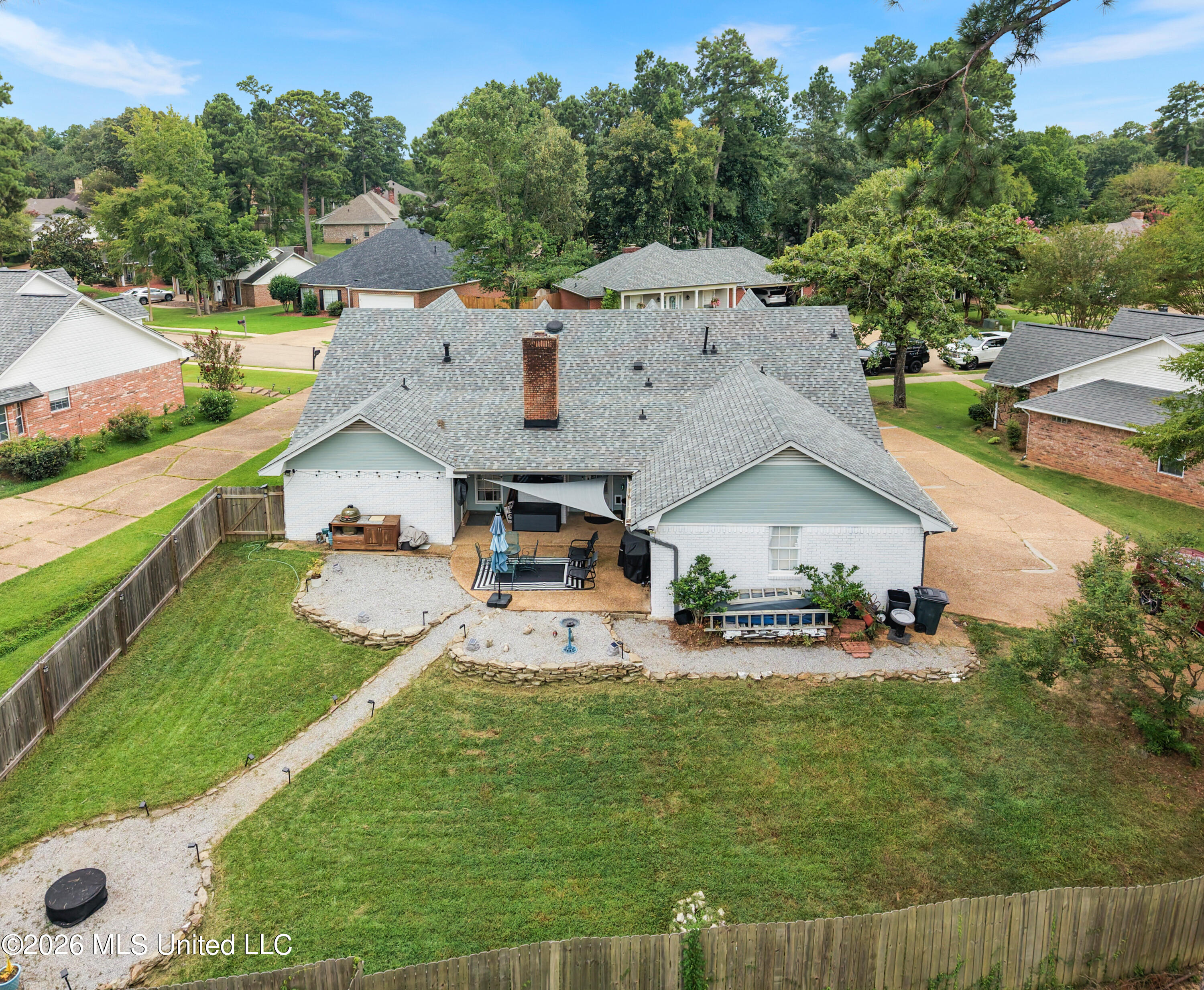 208 Boxwood Circle Property Photo 35