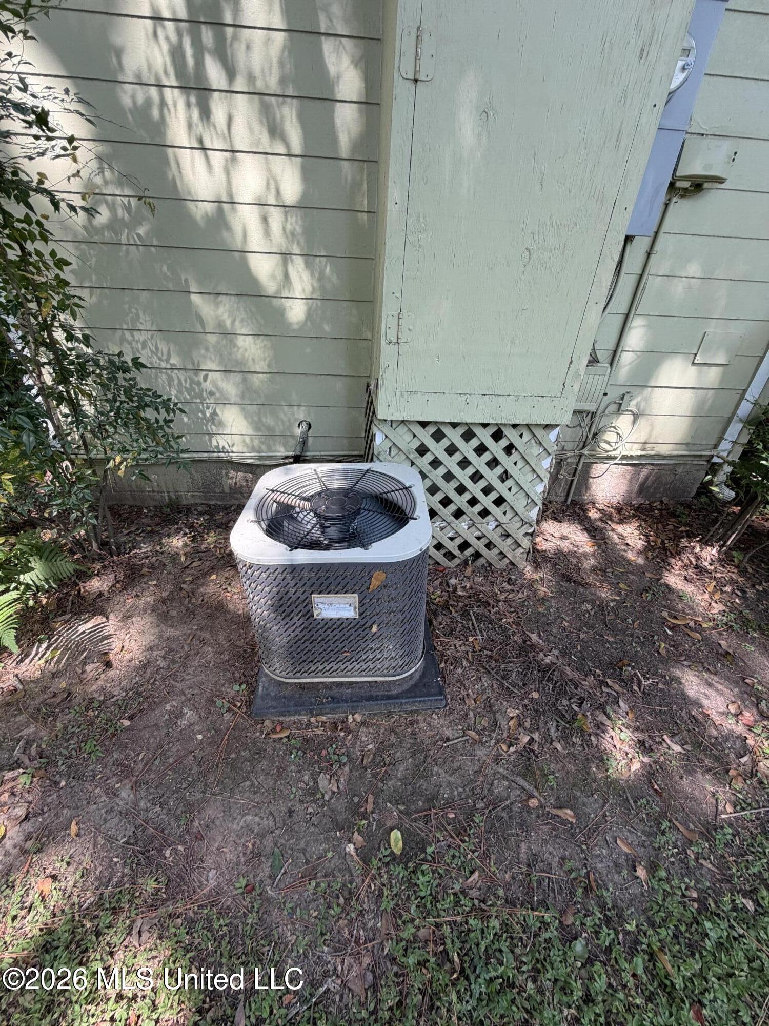 27 Montebello Drive Property Photo 6