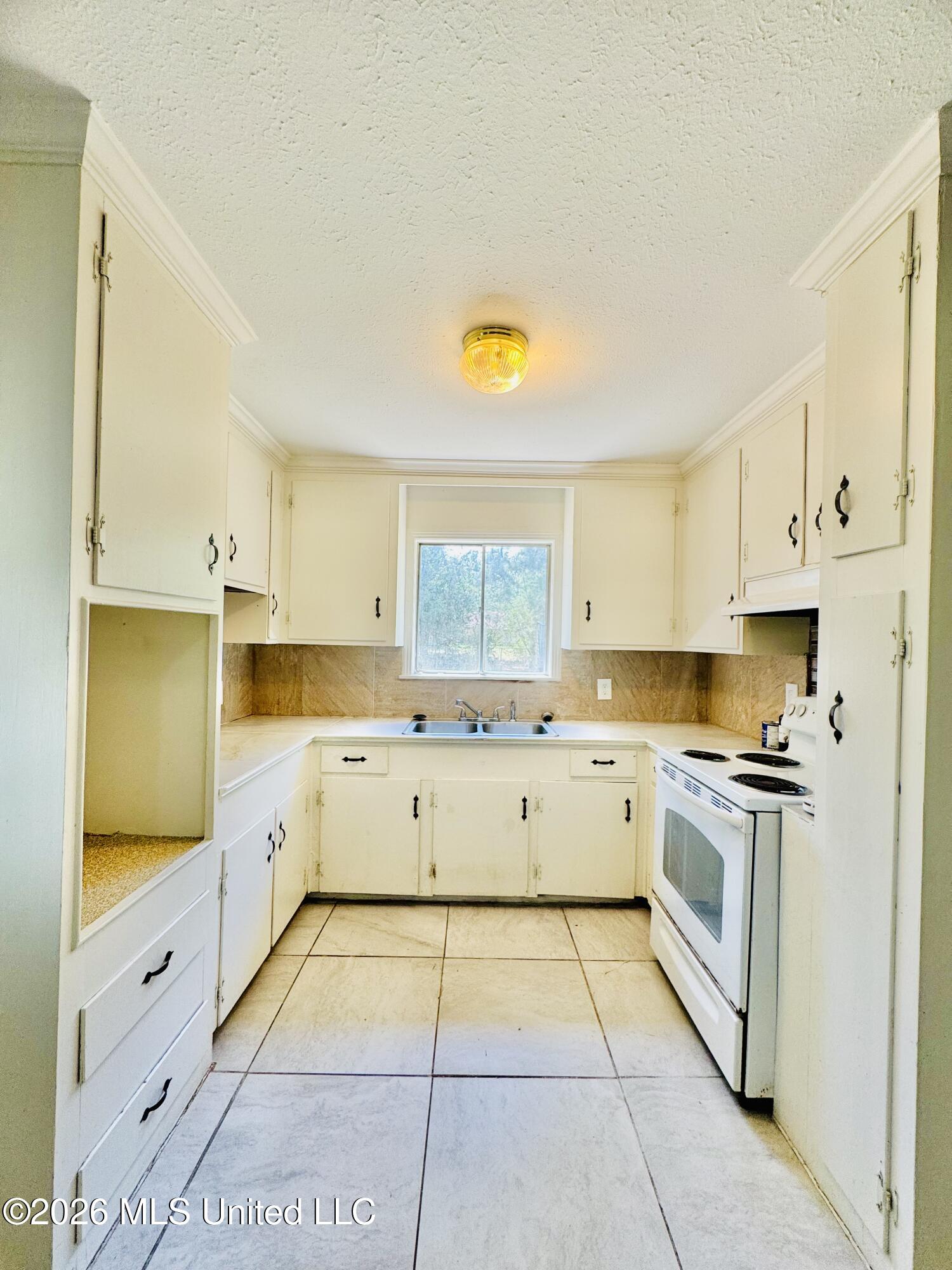 3273 Old Brandon Road Property Photo 8