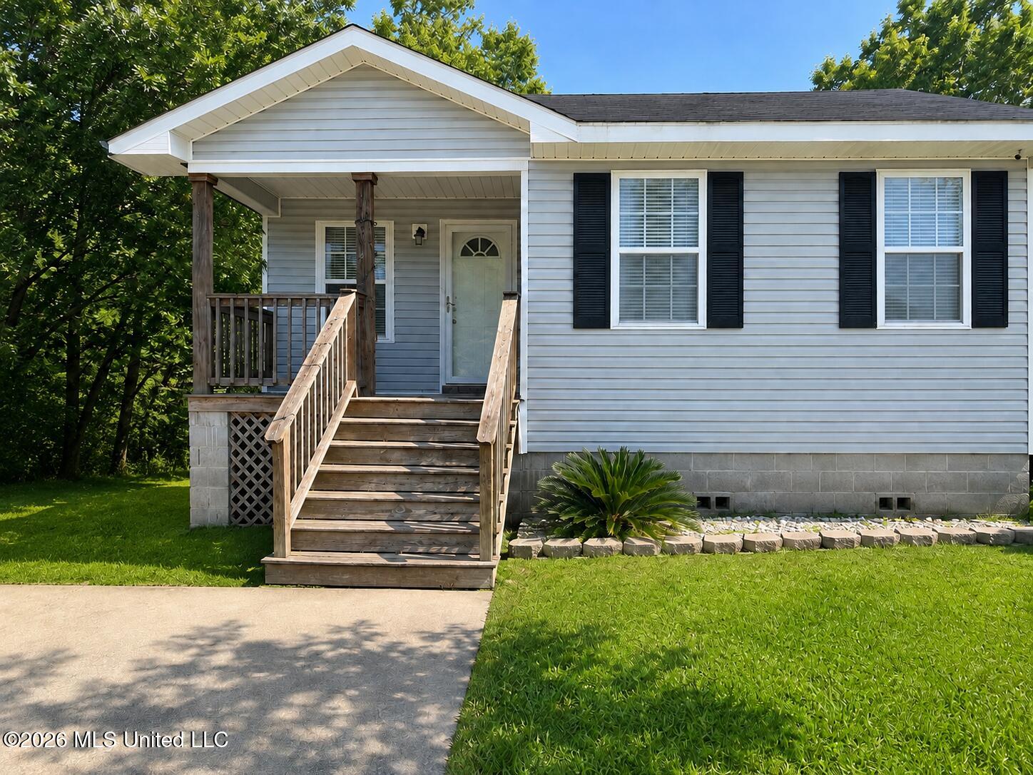 1314 School Avenue Property Photo 1