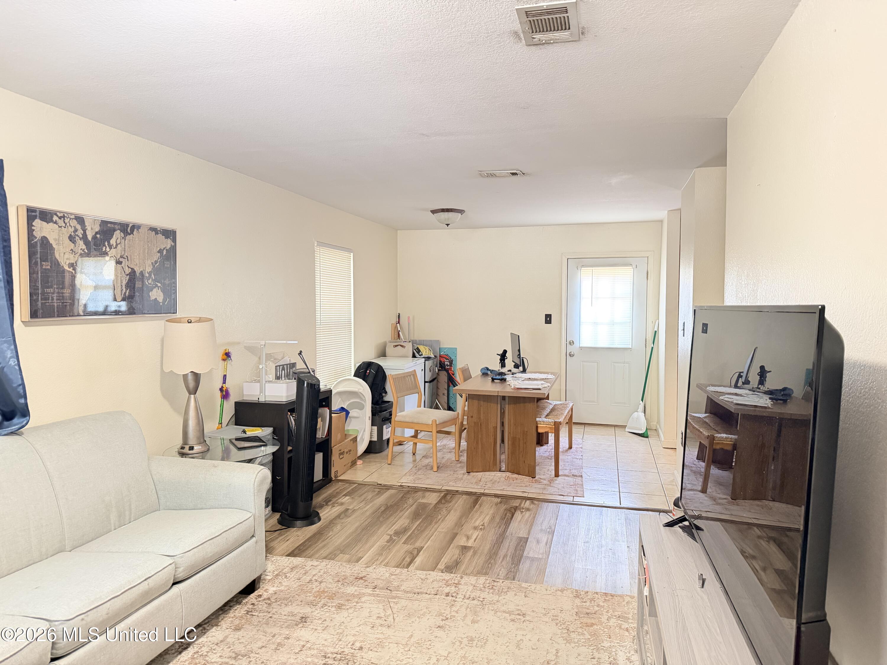1314 School Avenue Property Photo 9
