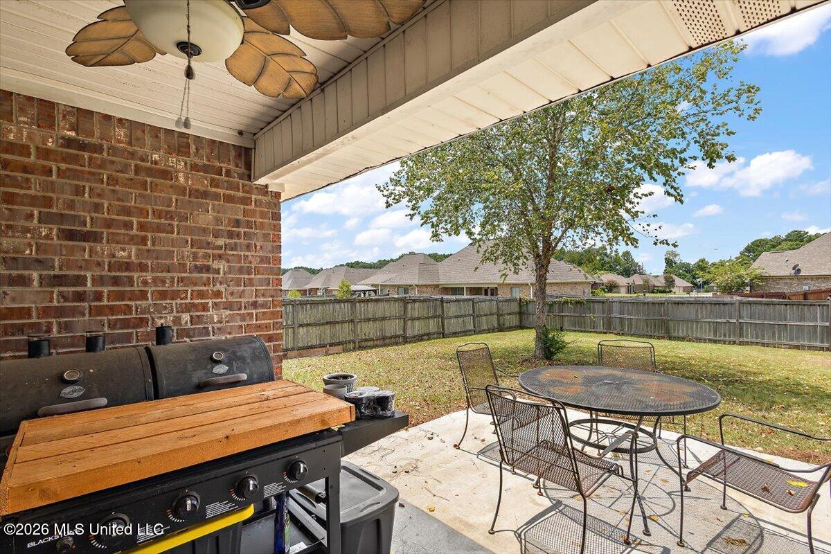 115 Ash Ridge Place Property Photo 25