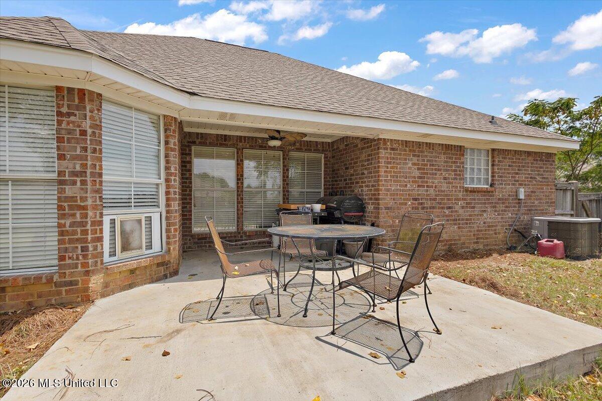 115 Ash Ridge Place Property Photo 26