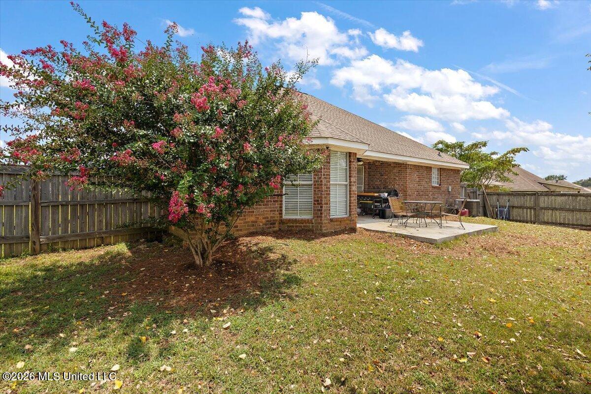 115 Ash Ridge Place Property Photo 28