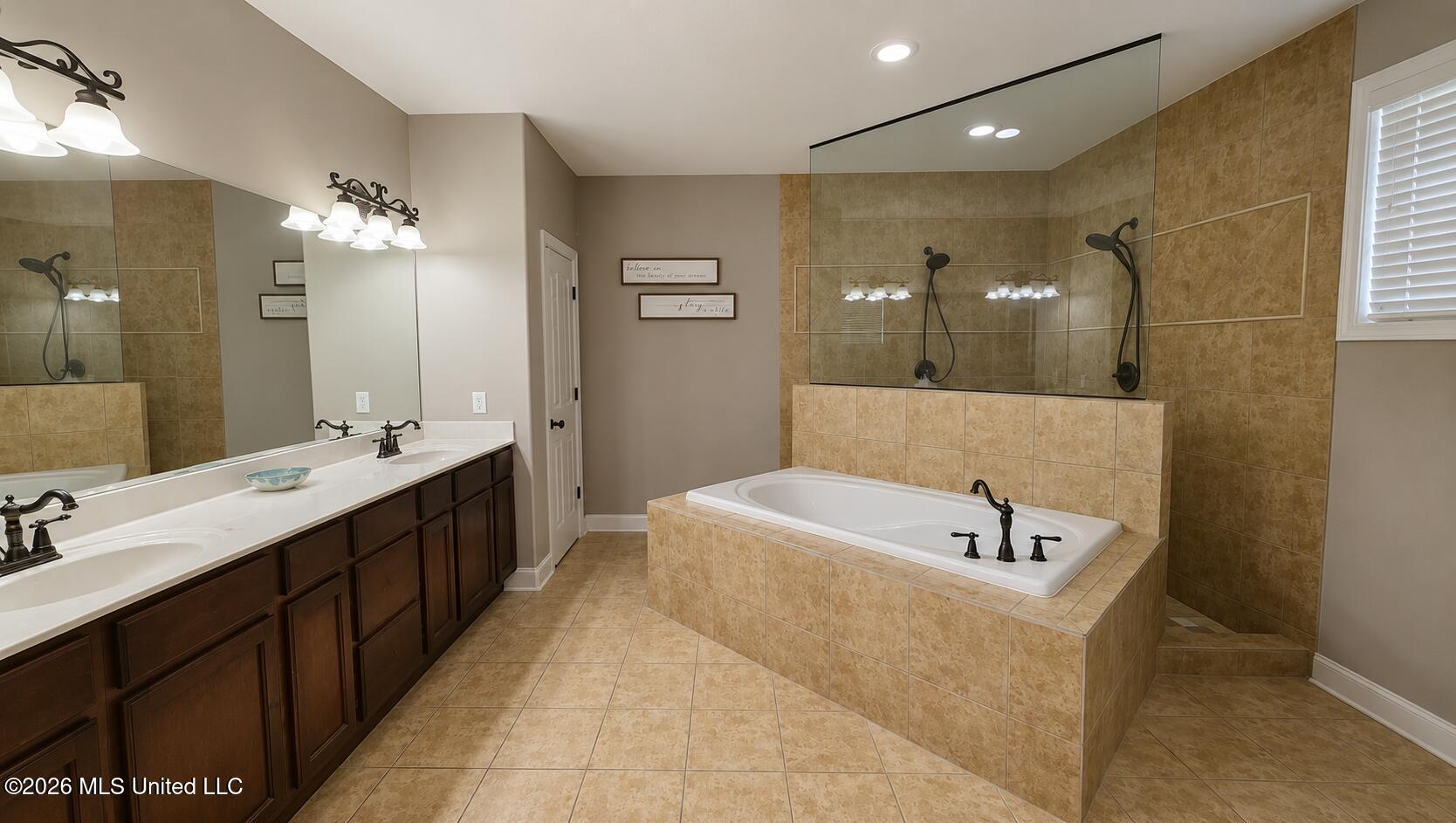 5164 Weathers Drive Property Photo 24