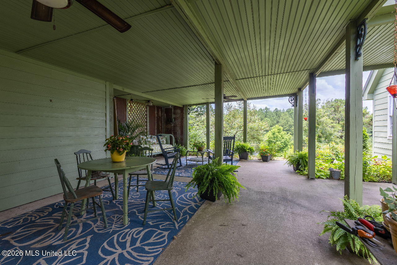 76 Shadow Lake Drive Property Photo 24