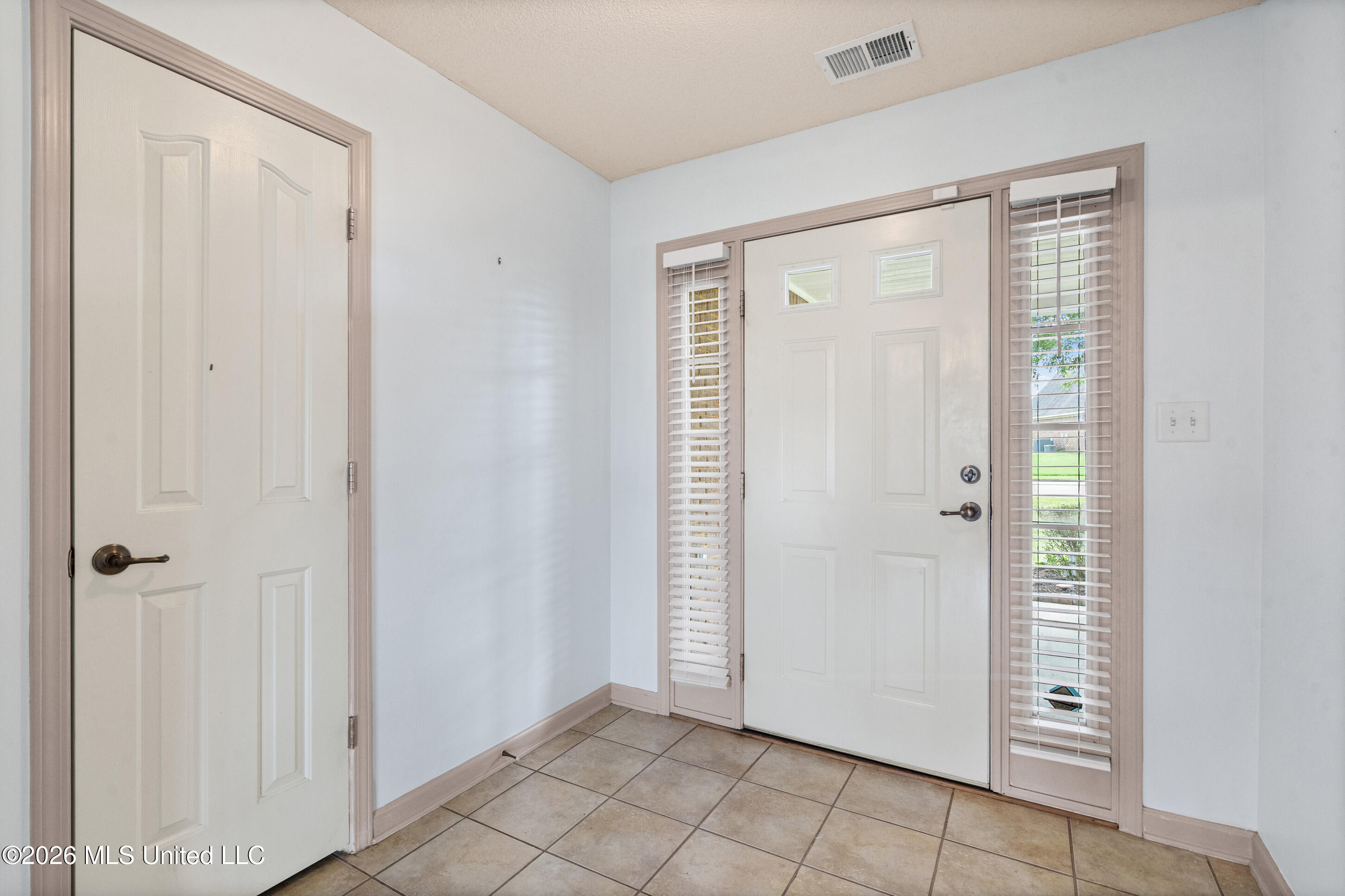8365 Olivia Lane Property Photo 4