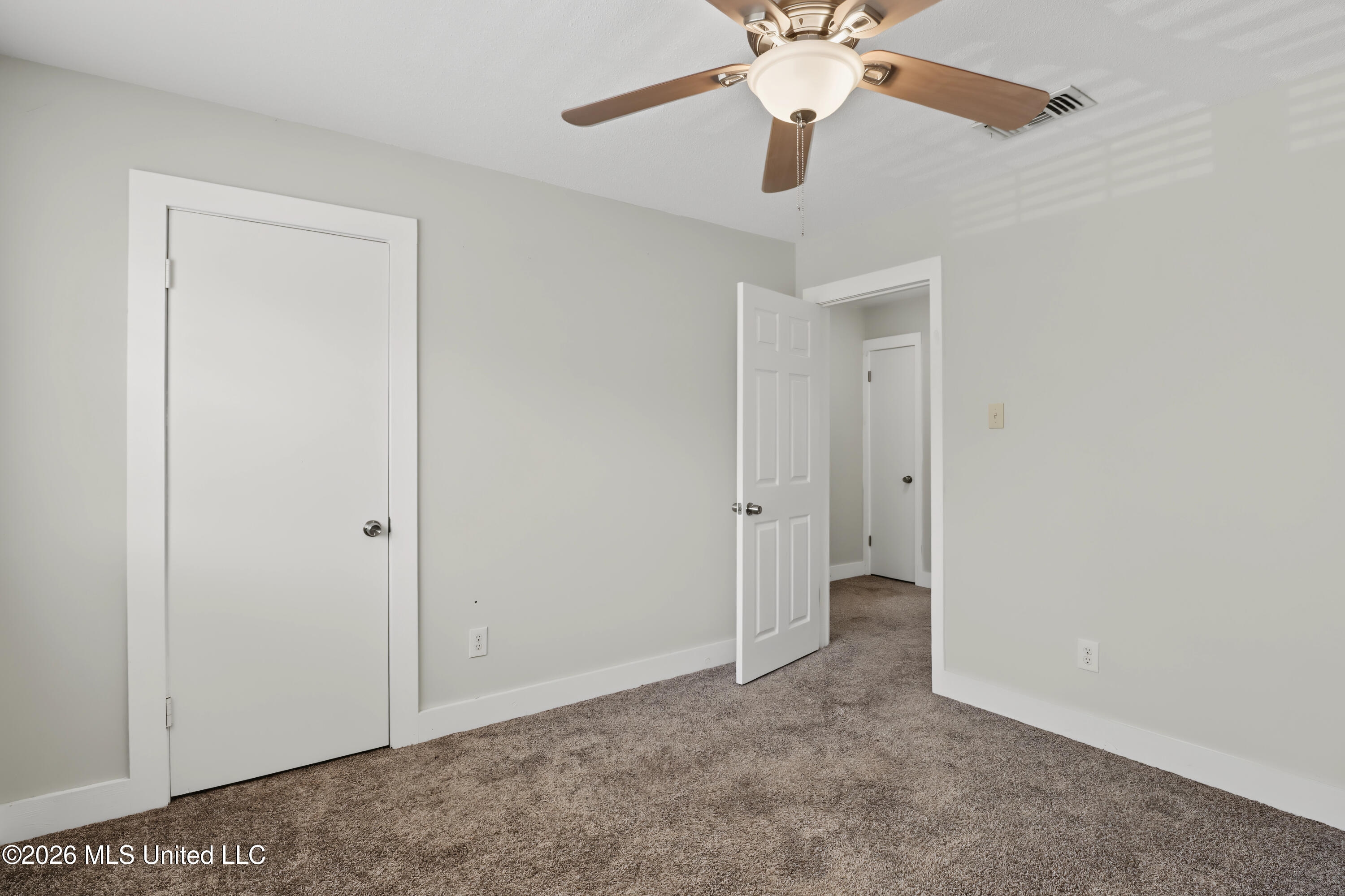 413 Kahler Street Property Photo 10