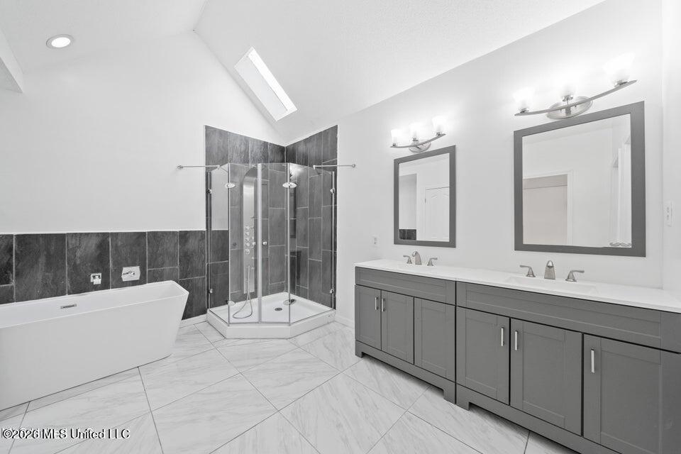 6965 Fox Chase Drive Property Photo 17