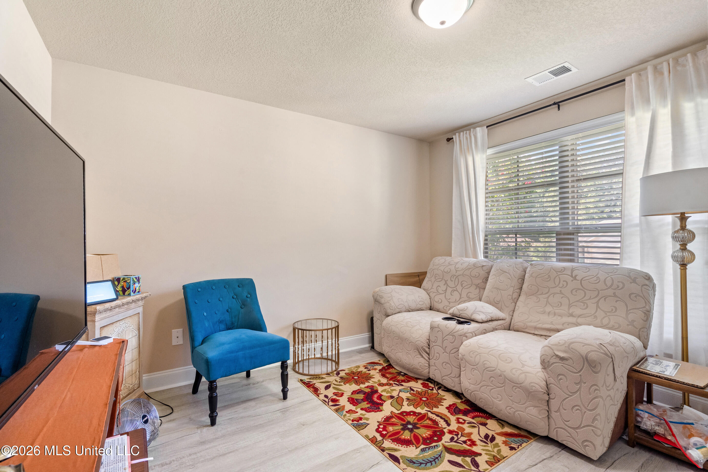 1883 Central Ridge Drive Property Photo 6