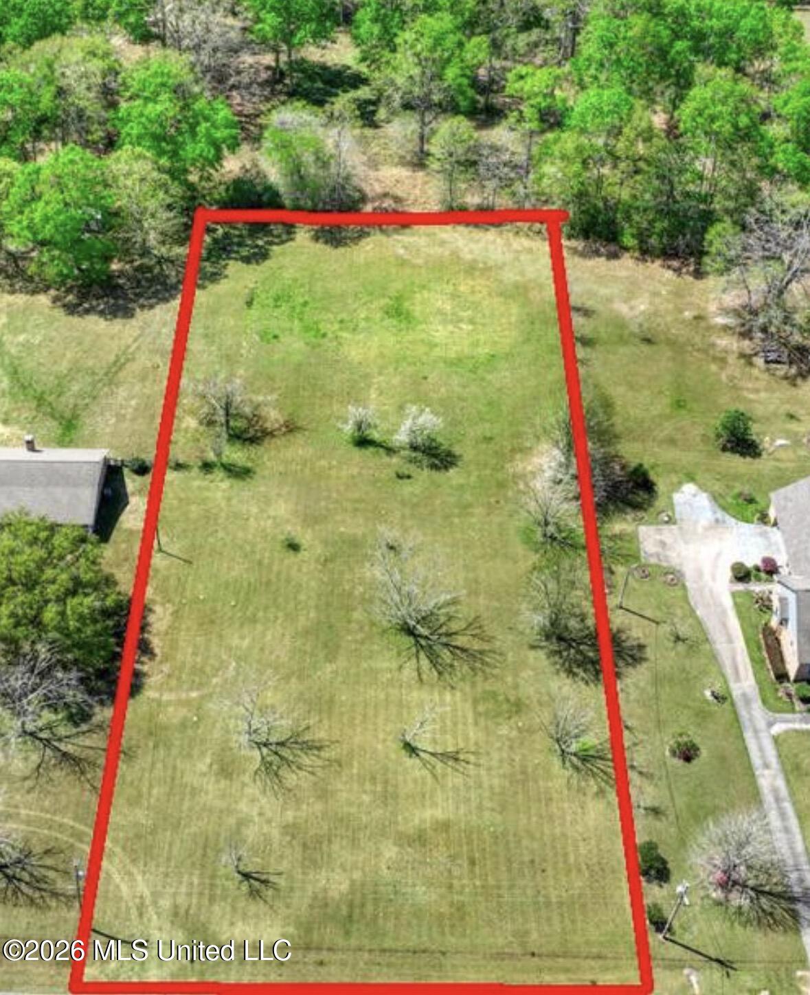 W Highland Drive Property Photo 2