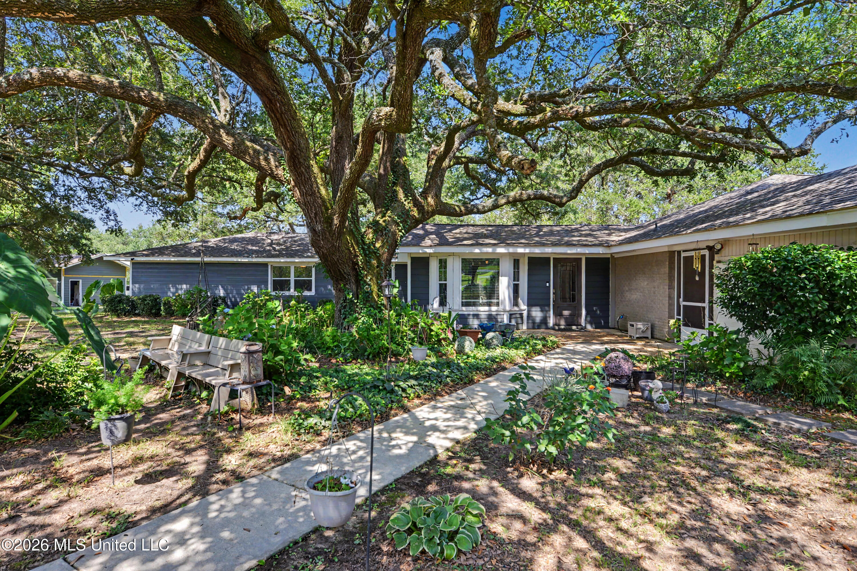 16341 Northrup Cuevas Road Property Photo 3