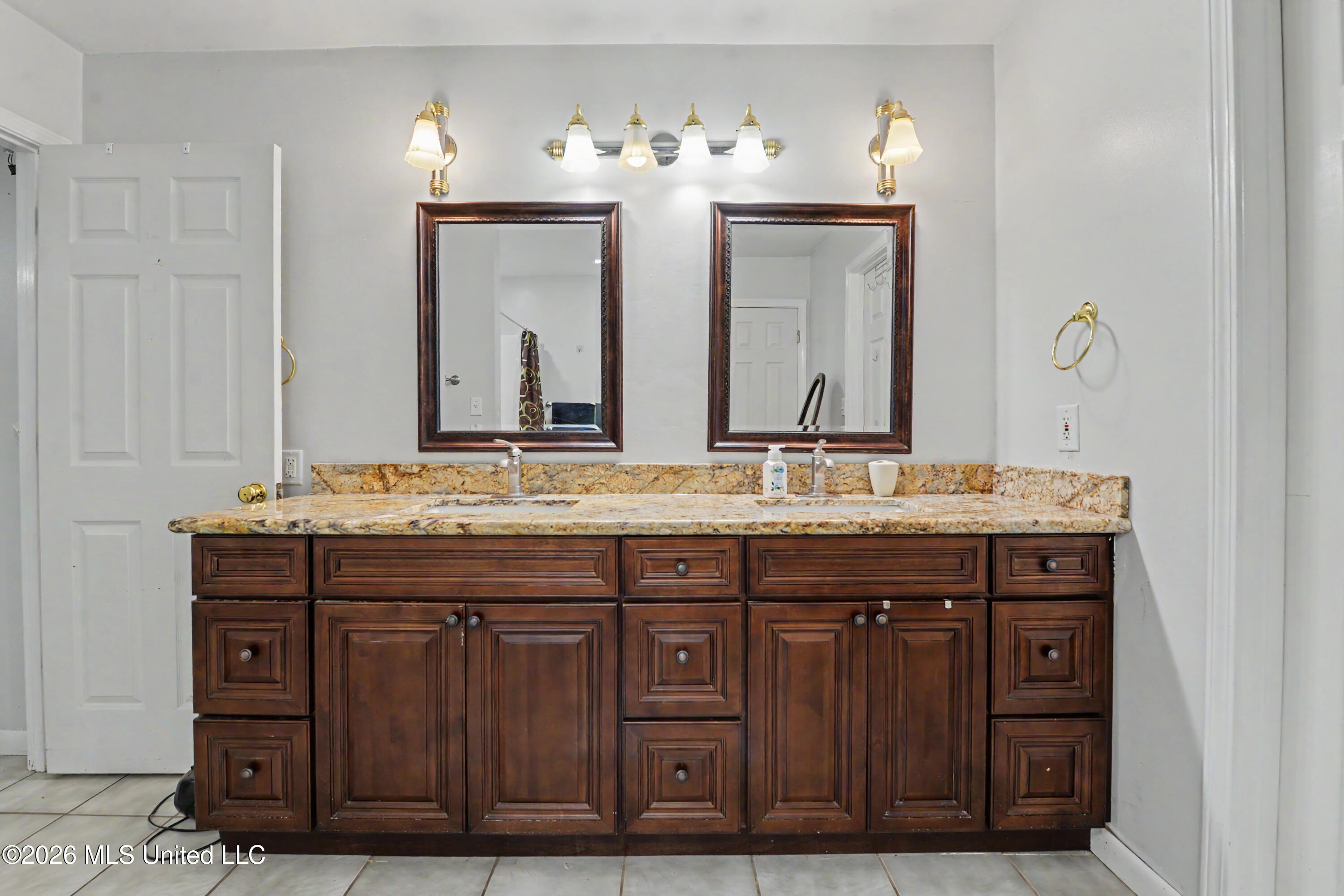 16341 Northrup Cuevas Road Property Photo 22