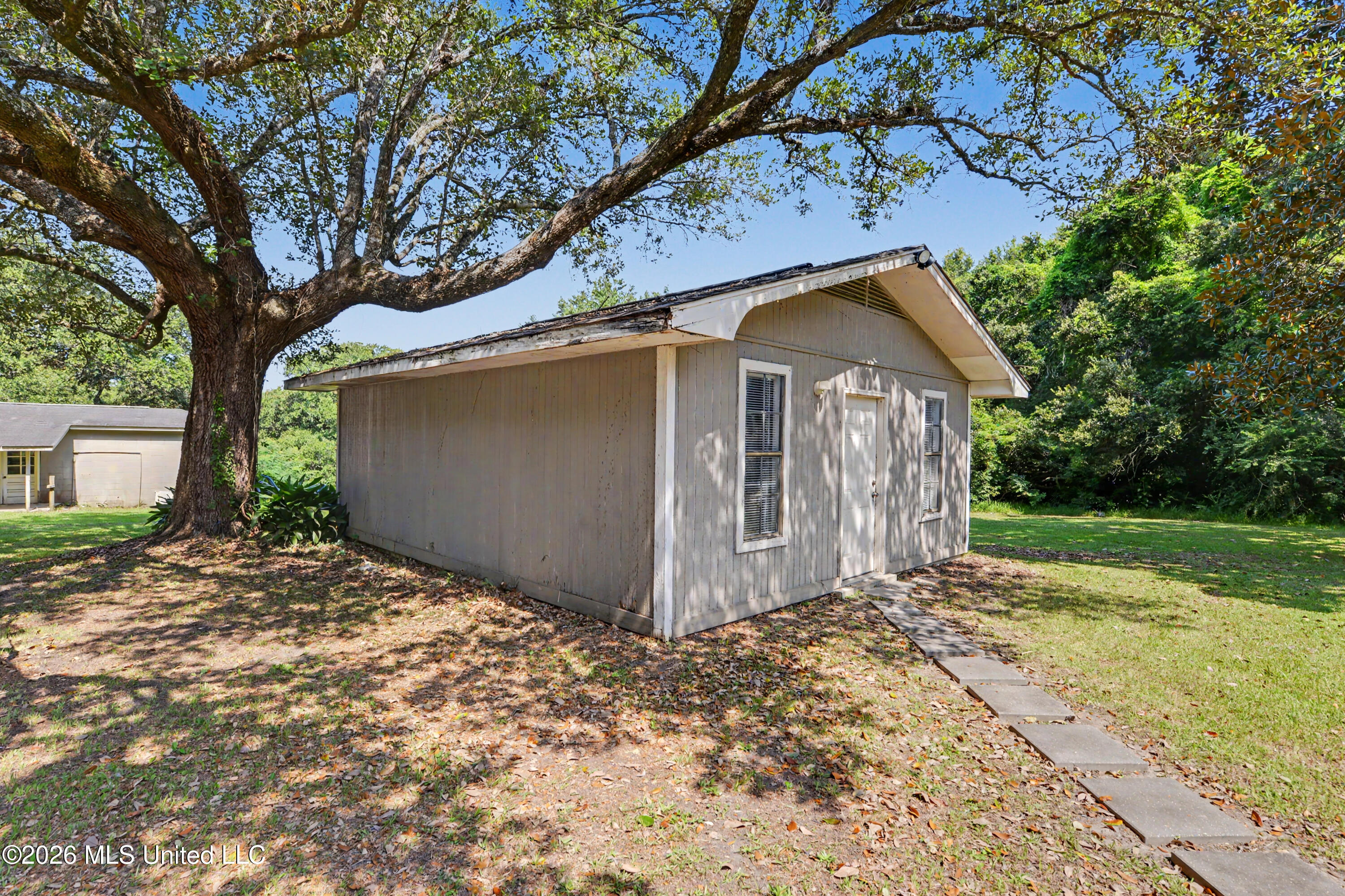 16341 Northrup Cuevas Road Property Photo 35