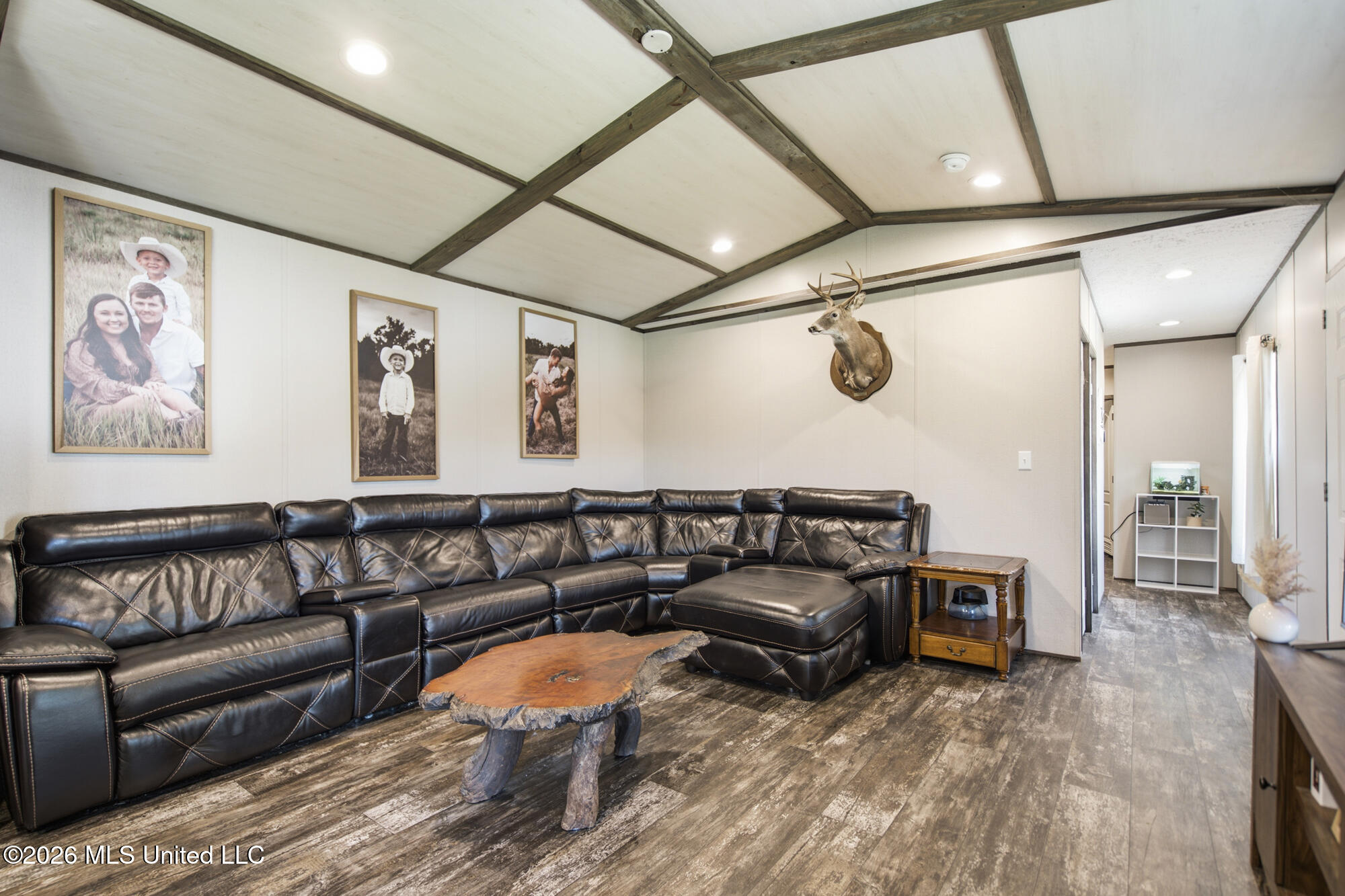 1063 Lilinoe Way Property Photo 5