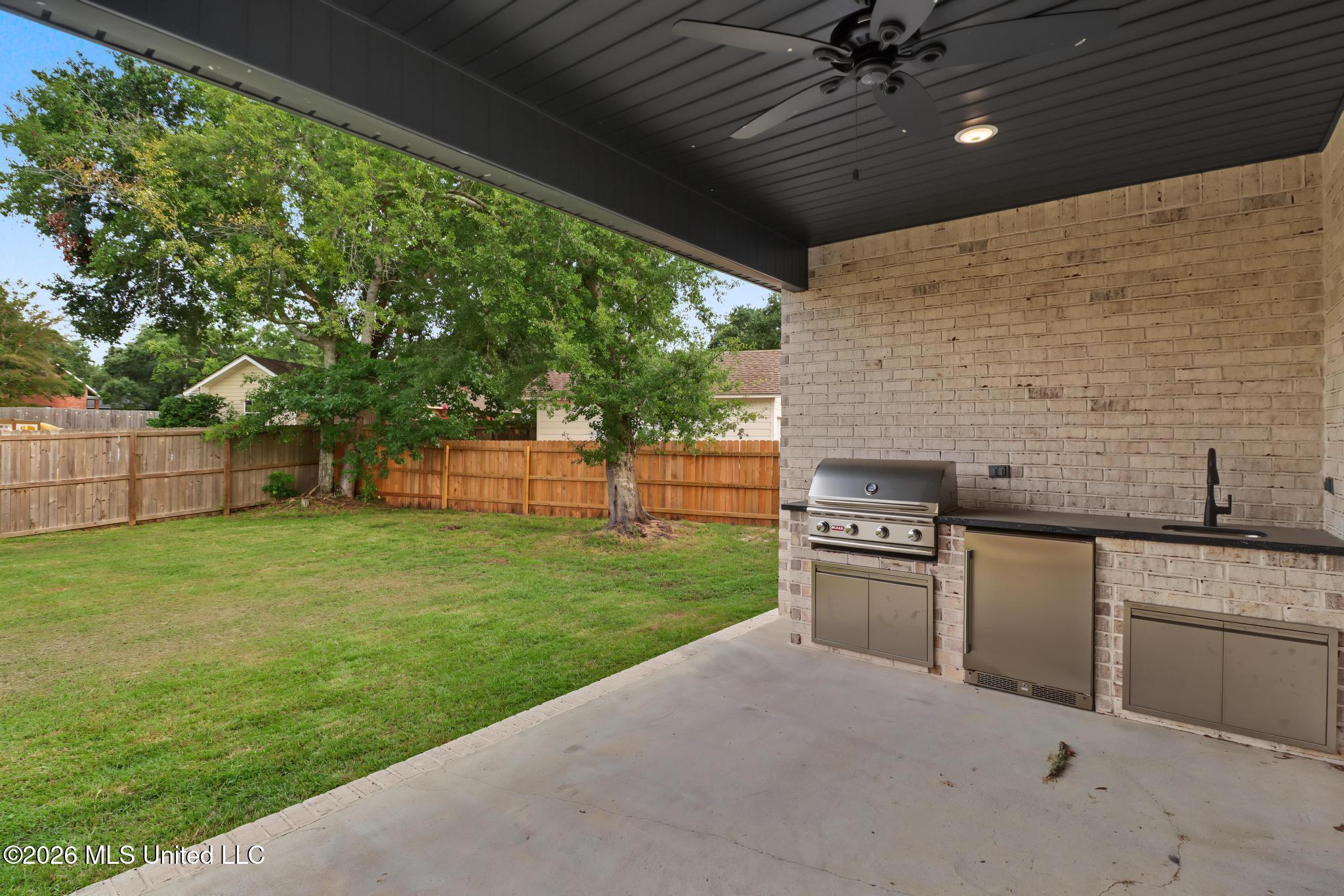 620 Old Savannah Drive Property Photo 6