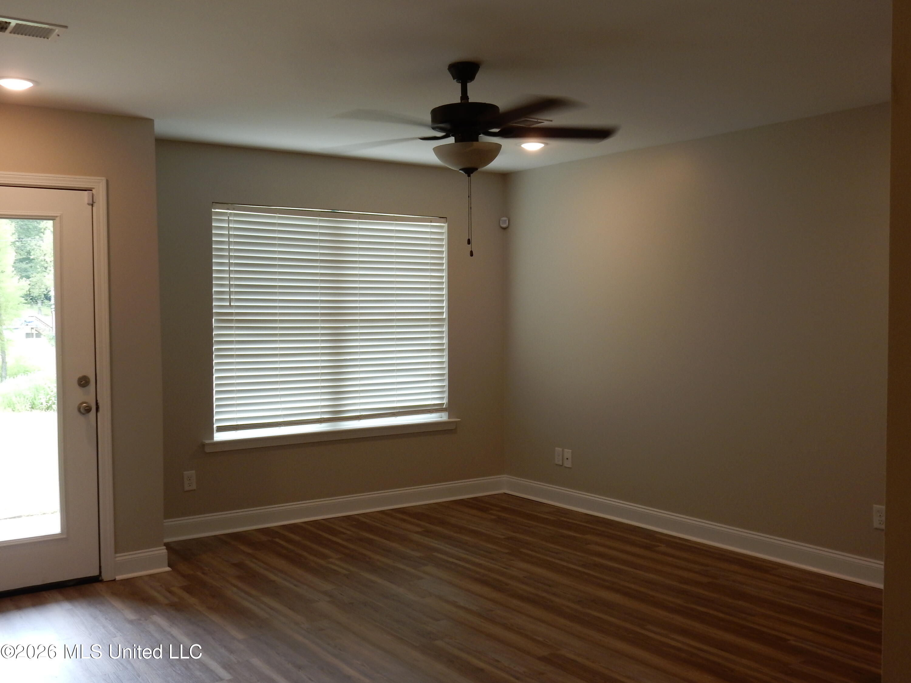 116 Whitetail Lane Property Photo 6