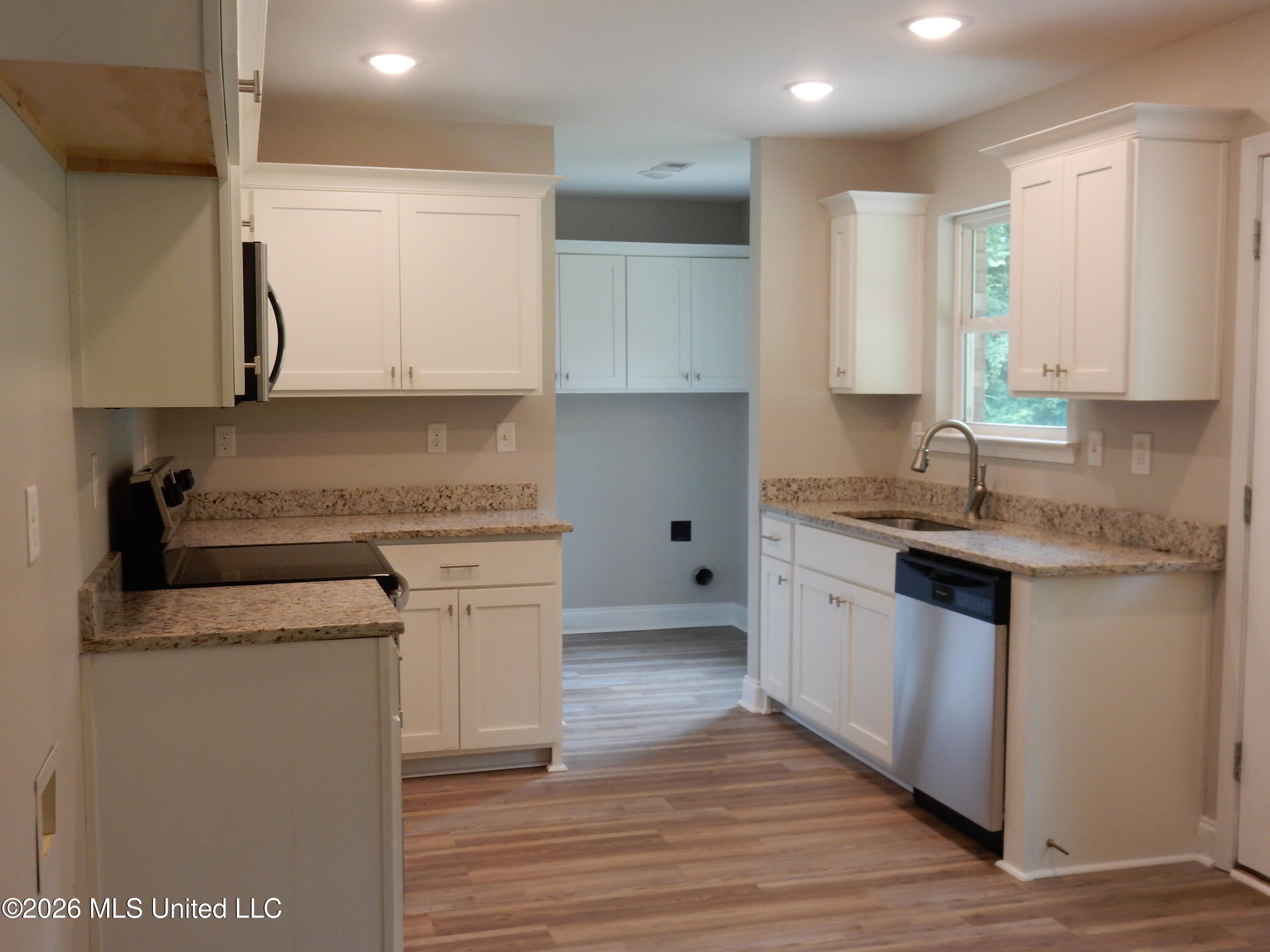 116 Whitetail Lane Property Photo 8