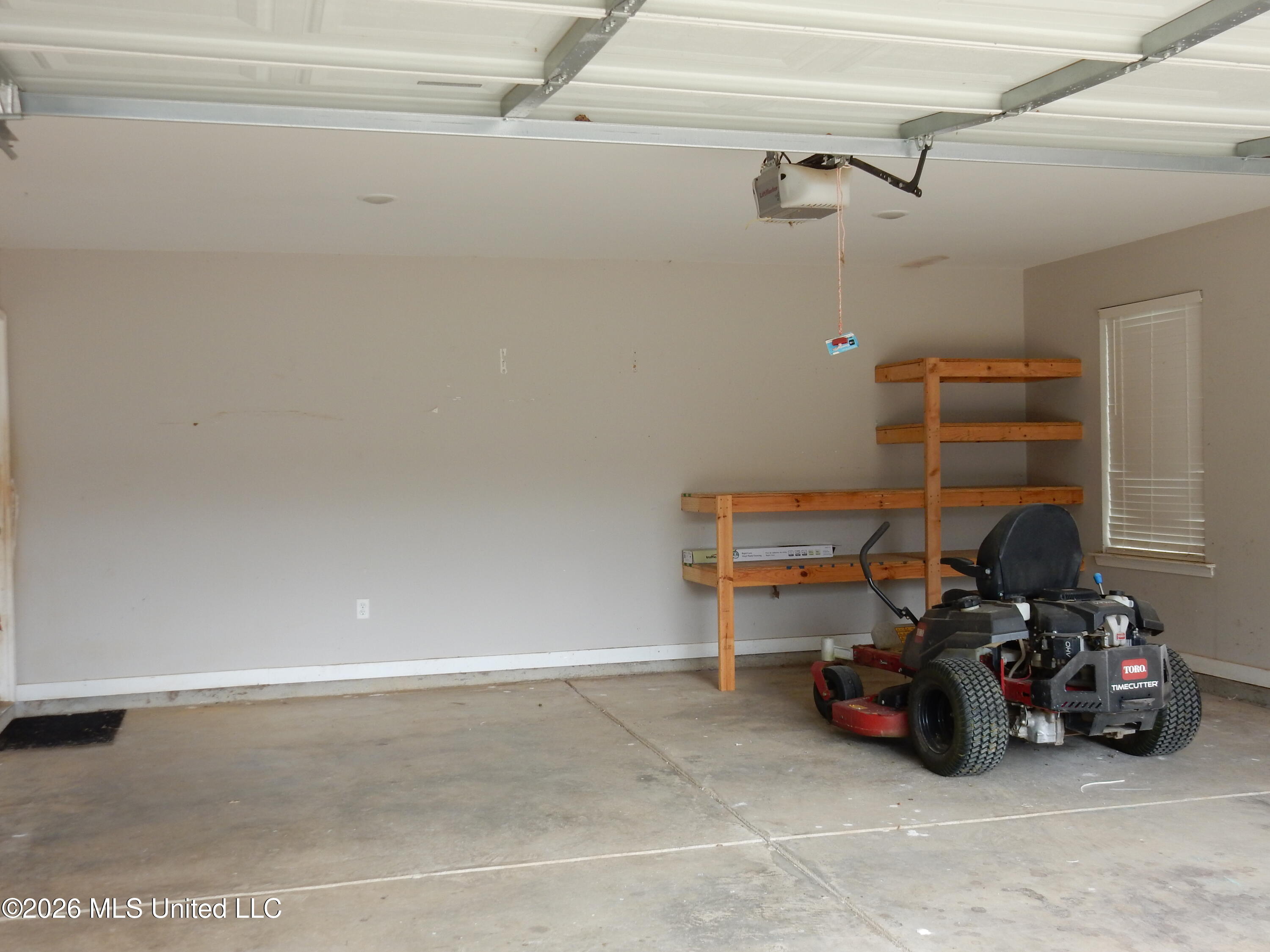 116 Whitetail Lane Property Photo 33