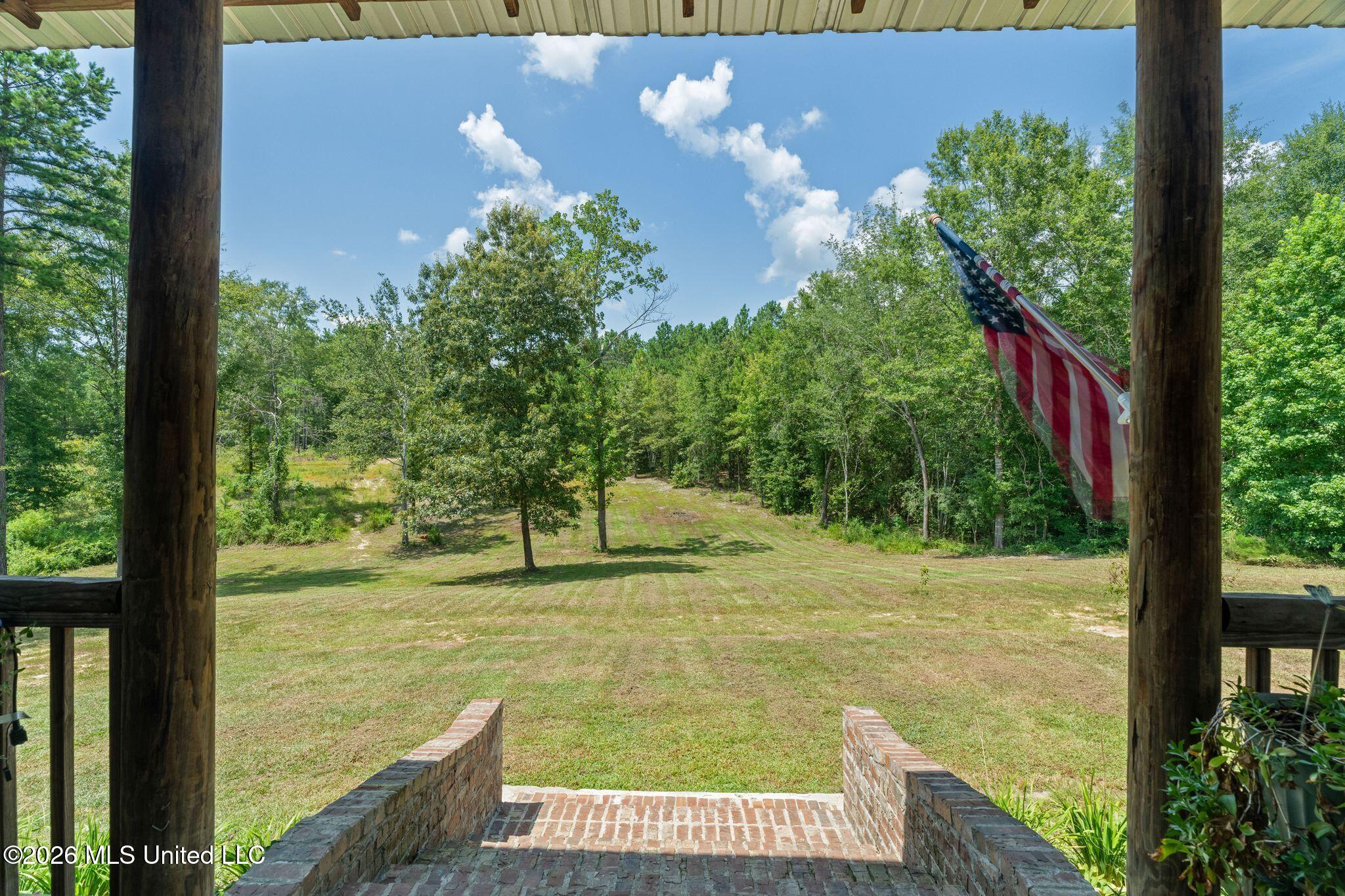 109 B Lowe Lane Property Photo 4