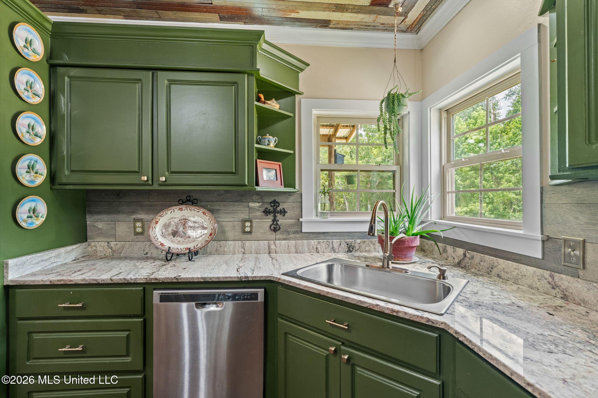 109 B Lowe Lane Property Photo 12