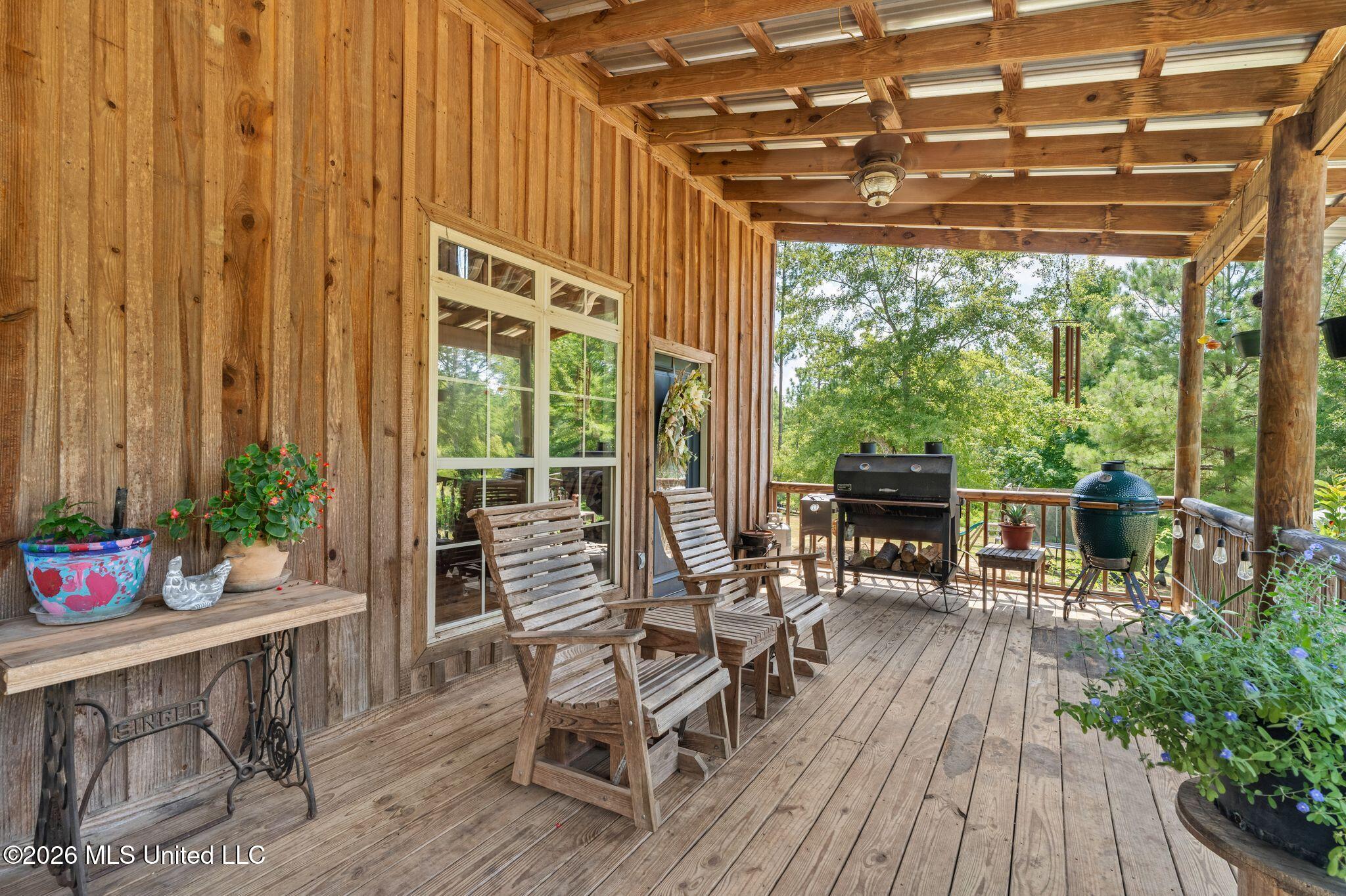 109 B Lowe Lane Property Photo 15