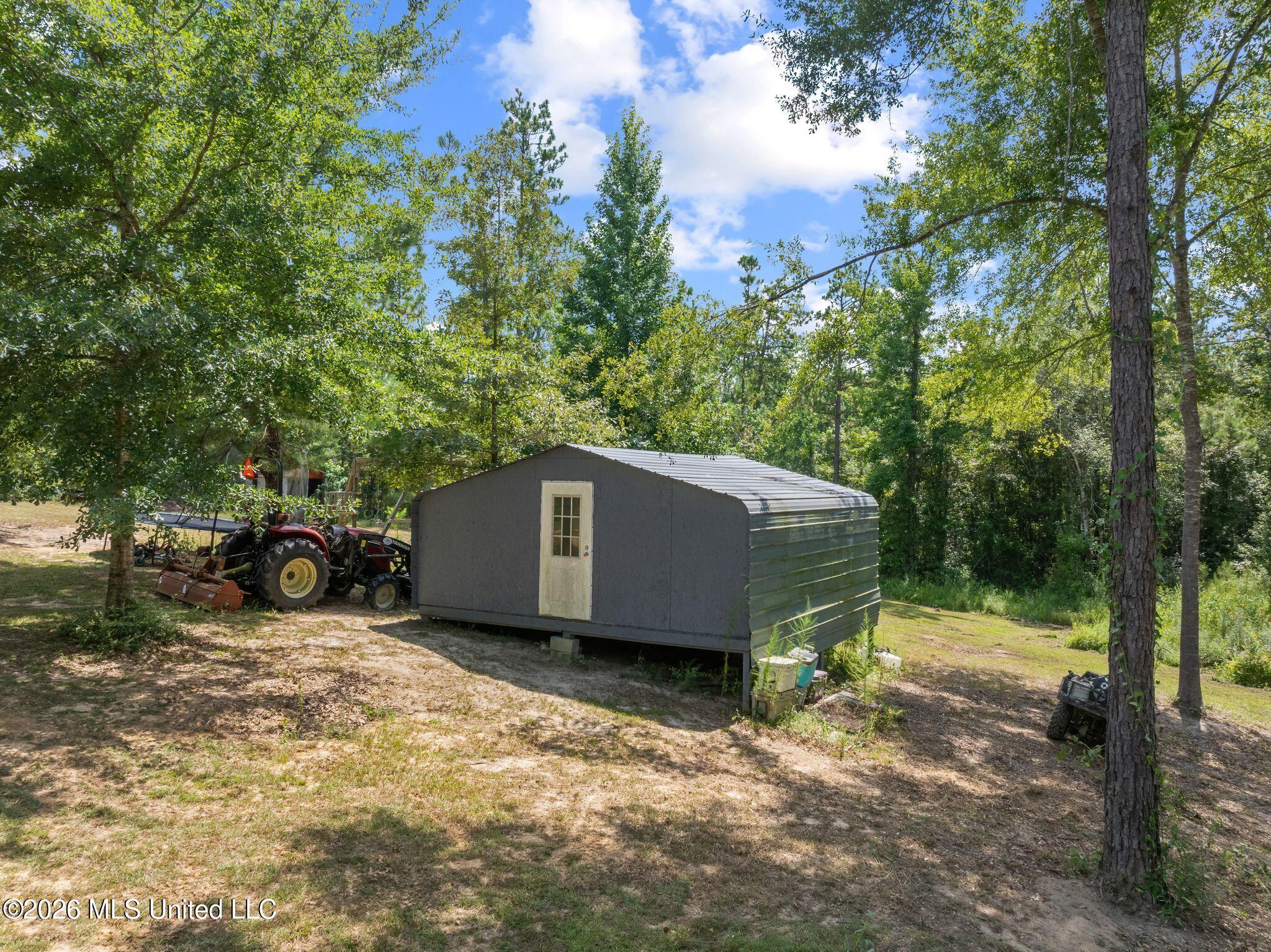 109 B Lowe Lane Property Photo 45