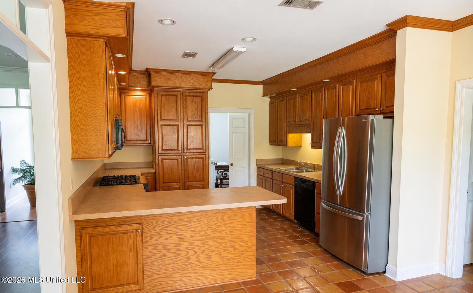 2004 Brookstone Place Property Photo 6
