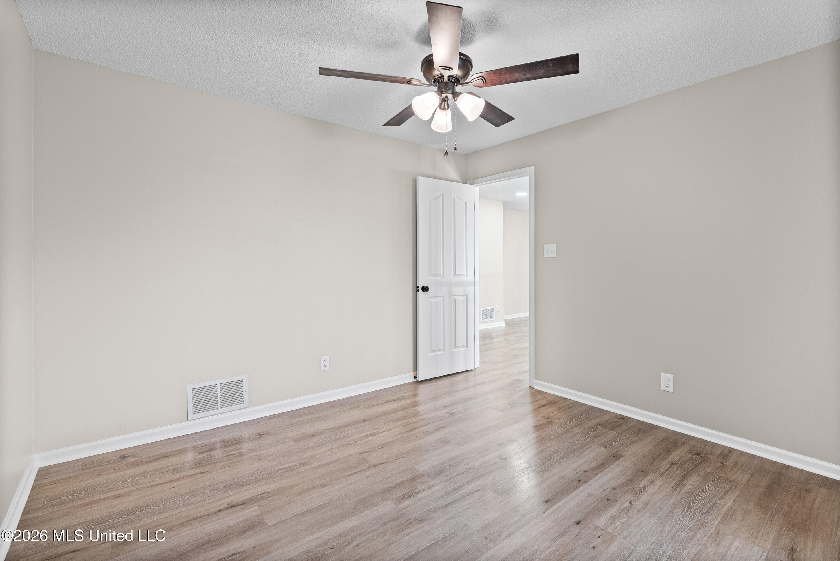 1890 Green Village Drive Property Photo 37