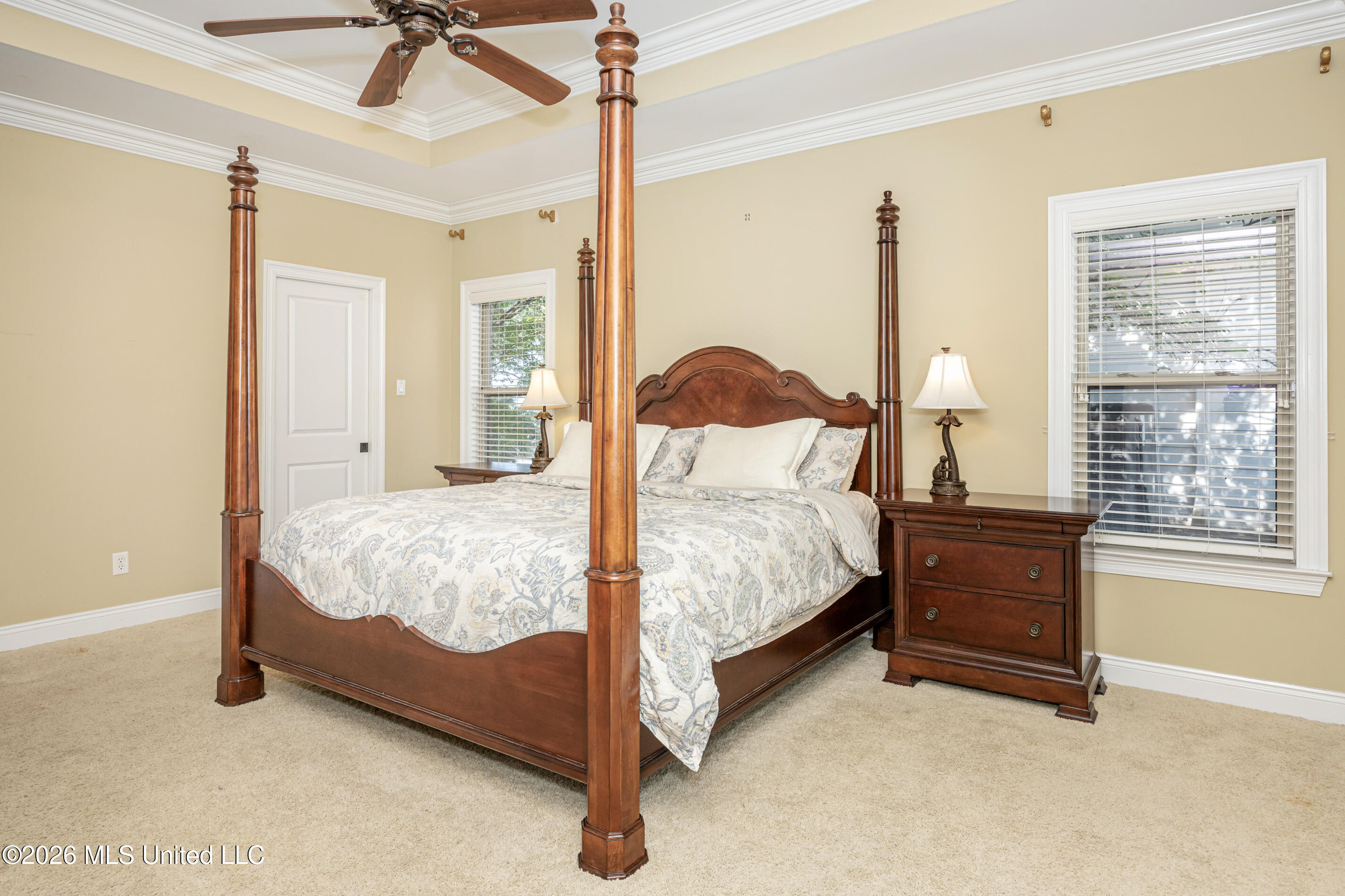 435 E Beach Drive Property Photo 45