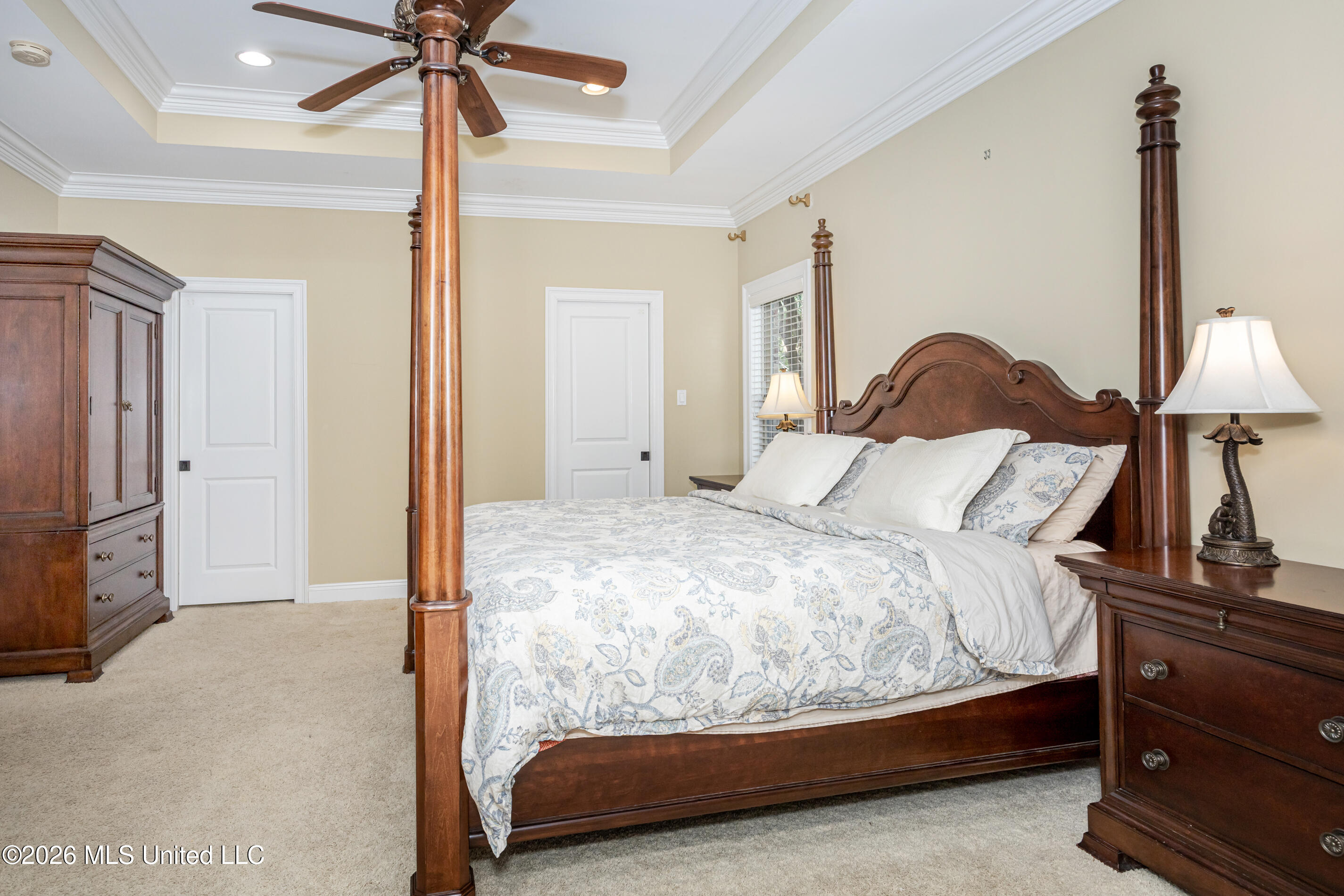 435 E Beach Drive Property Photo 47