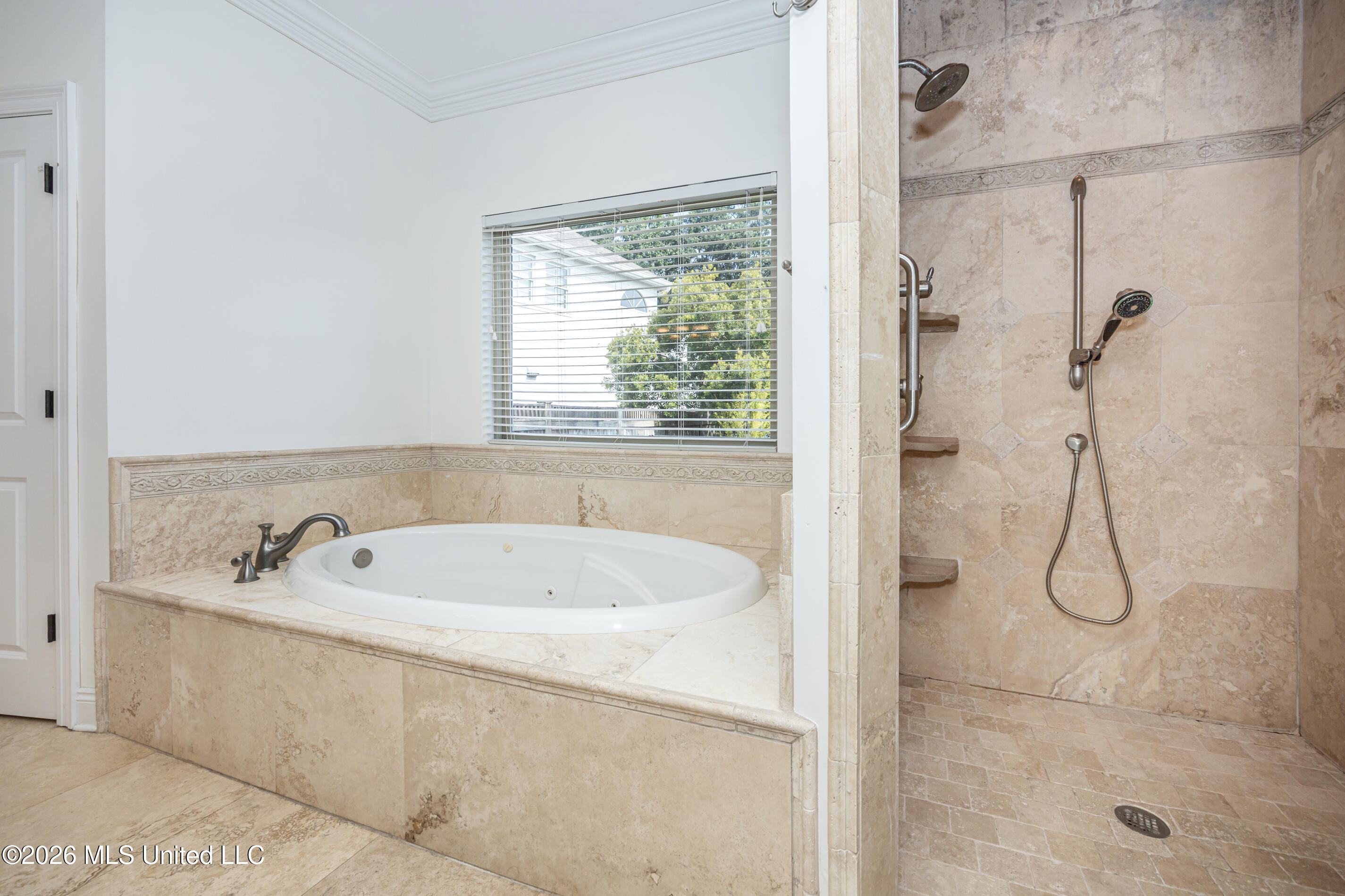 435 E Beach Drive Property Photo 52