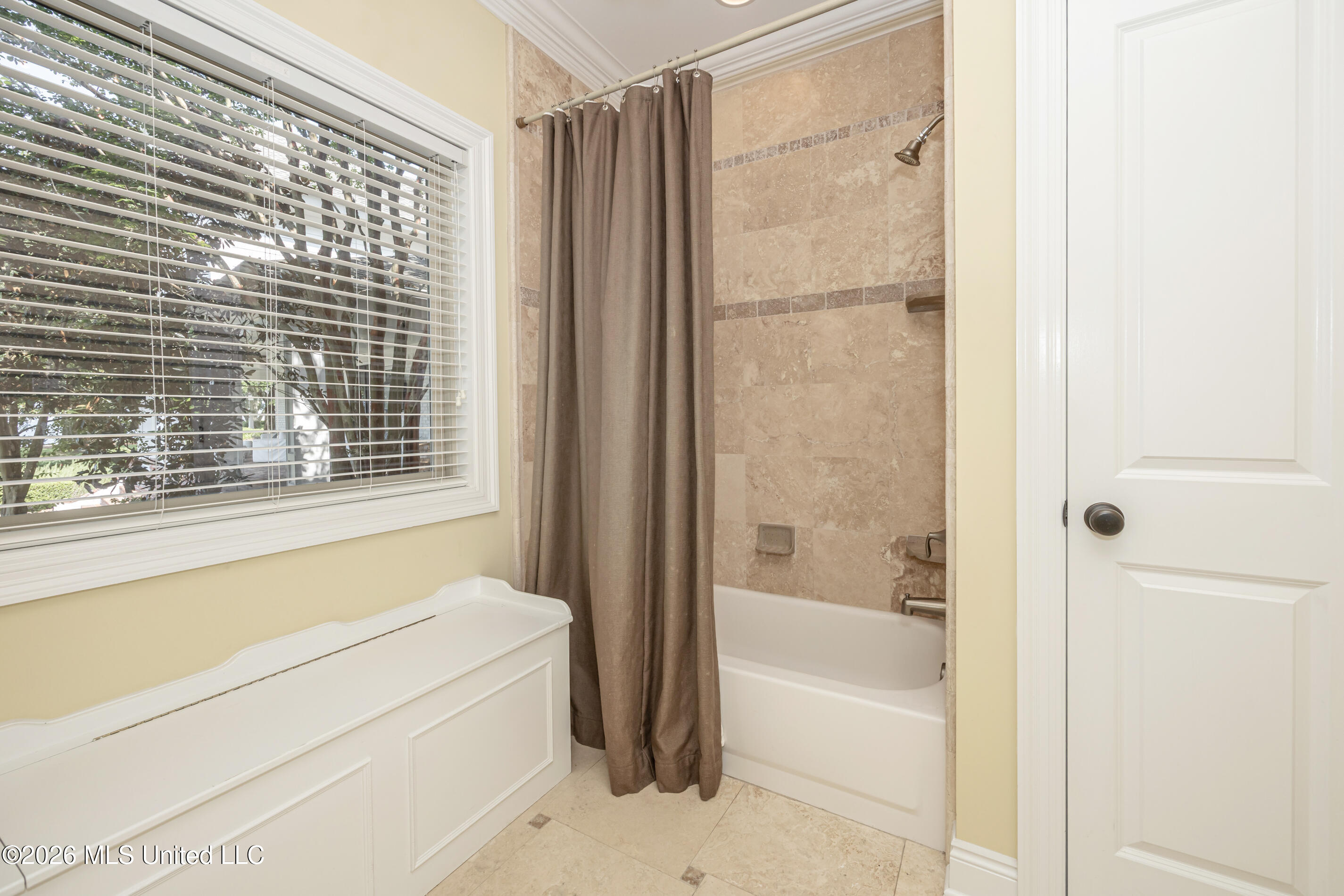 435 E Beach Drive Property Photo 64