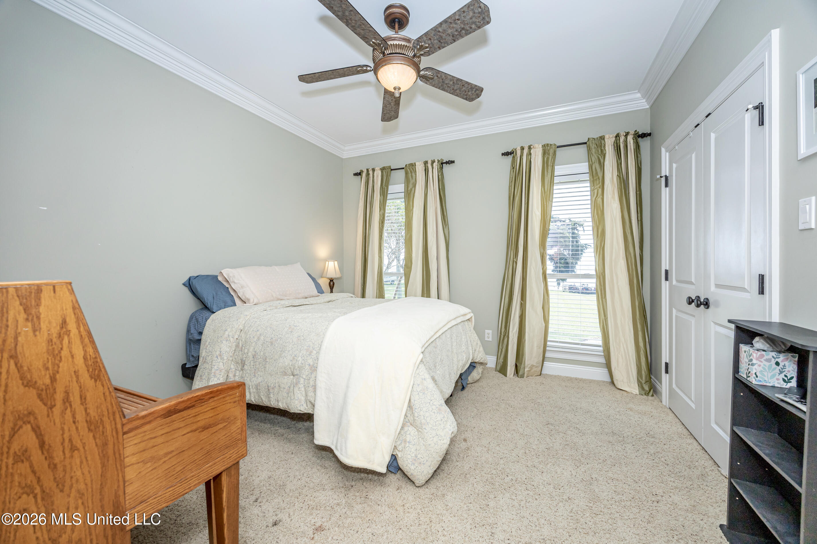 435 E Beach Drive Property Photo 66